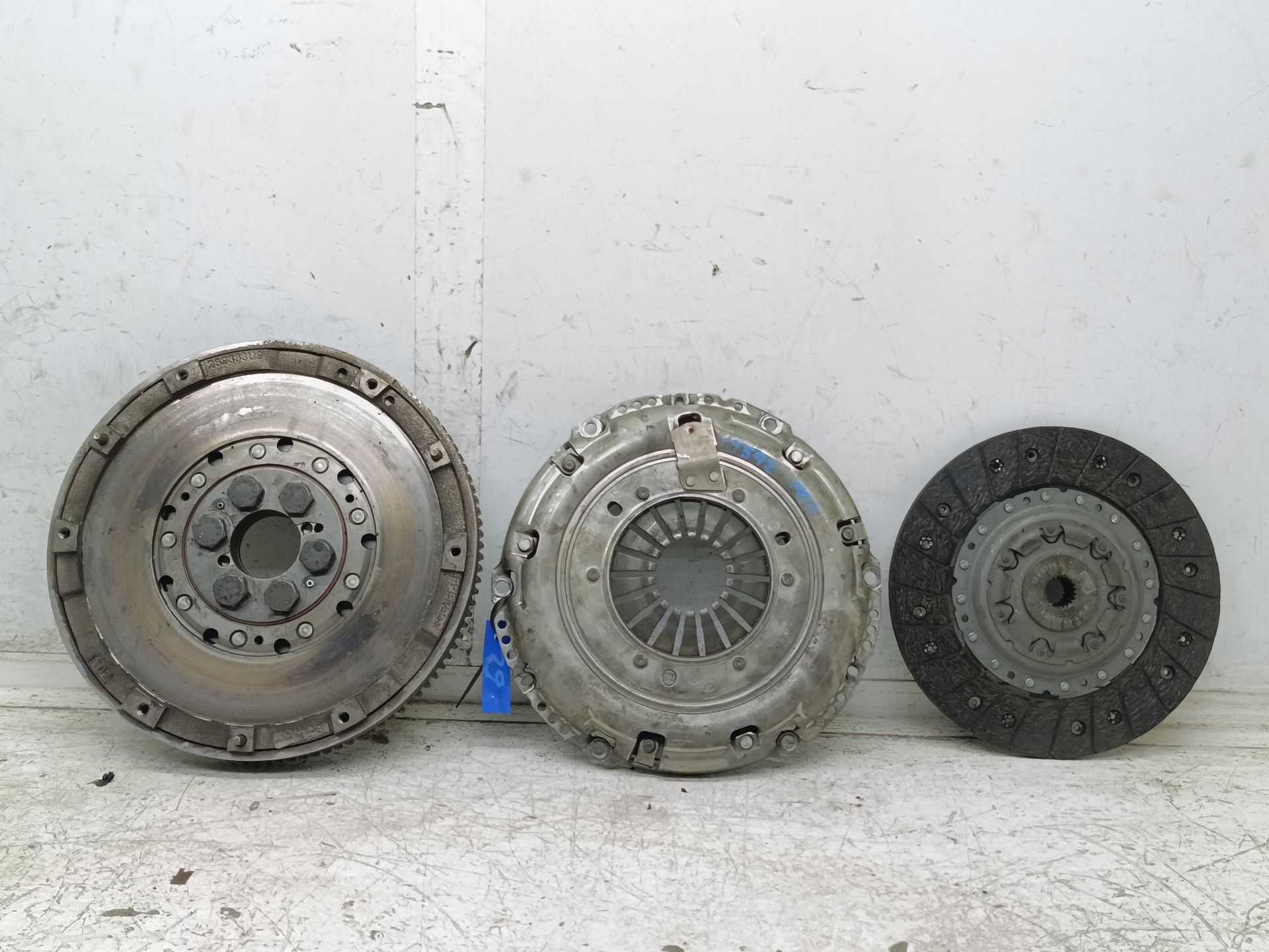 Recambio de kit embrague para alfa romeo 159 (140) 1.9 jtdm 16v / selective referencia OEM IAM 324070510  