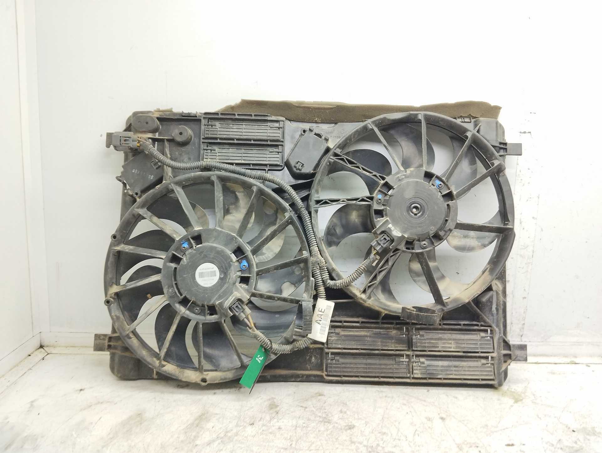 Recambio de electroventilador para ford kuga (cbs) st-line 2wd referencia OEM IAM 972055041 3135103884 