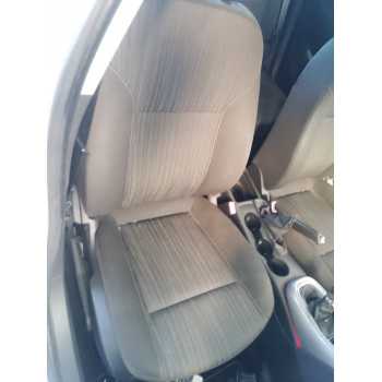 ASIENTO DELANTERO DERECHO 