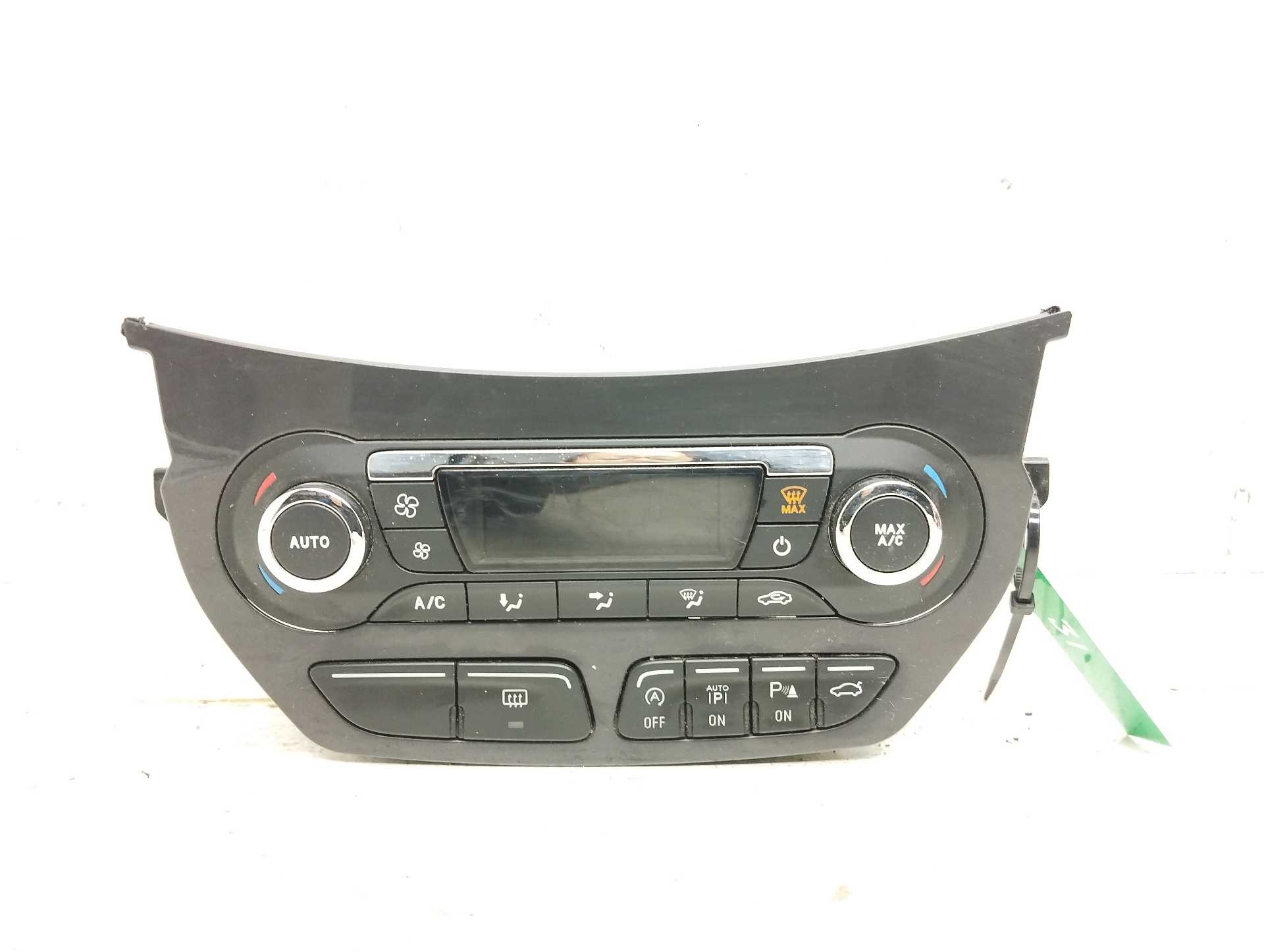 Recambio de mando climatizador para ford kuga (cbs) st-line 2wd referencia OEM IAM DV4T18C612AE  