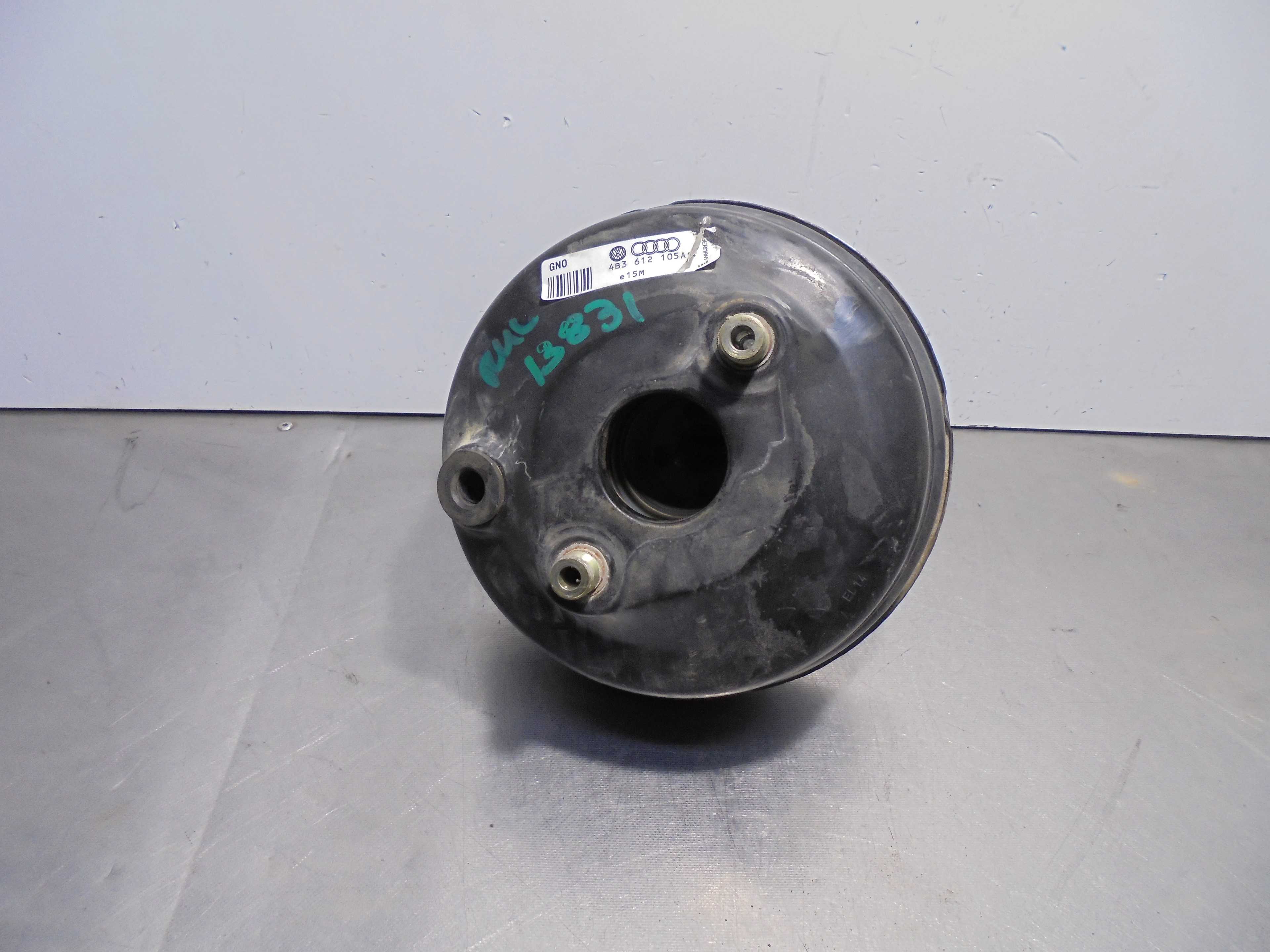 Recambio de servofreno para volkswagen passat berlina (3b3) advance referencia OEM IAM 4B3612105A  