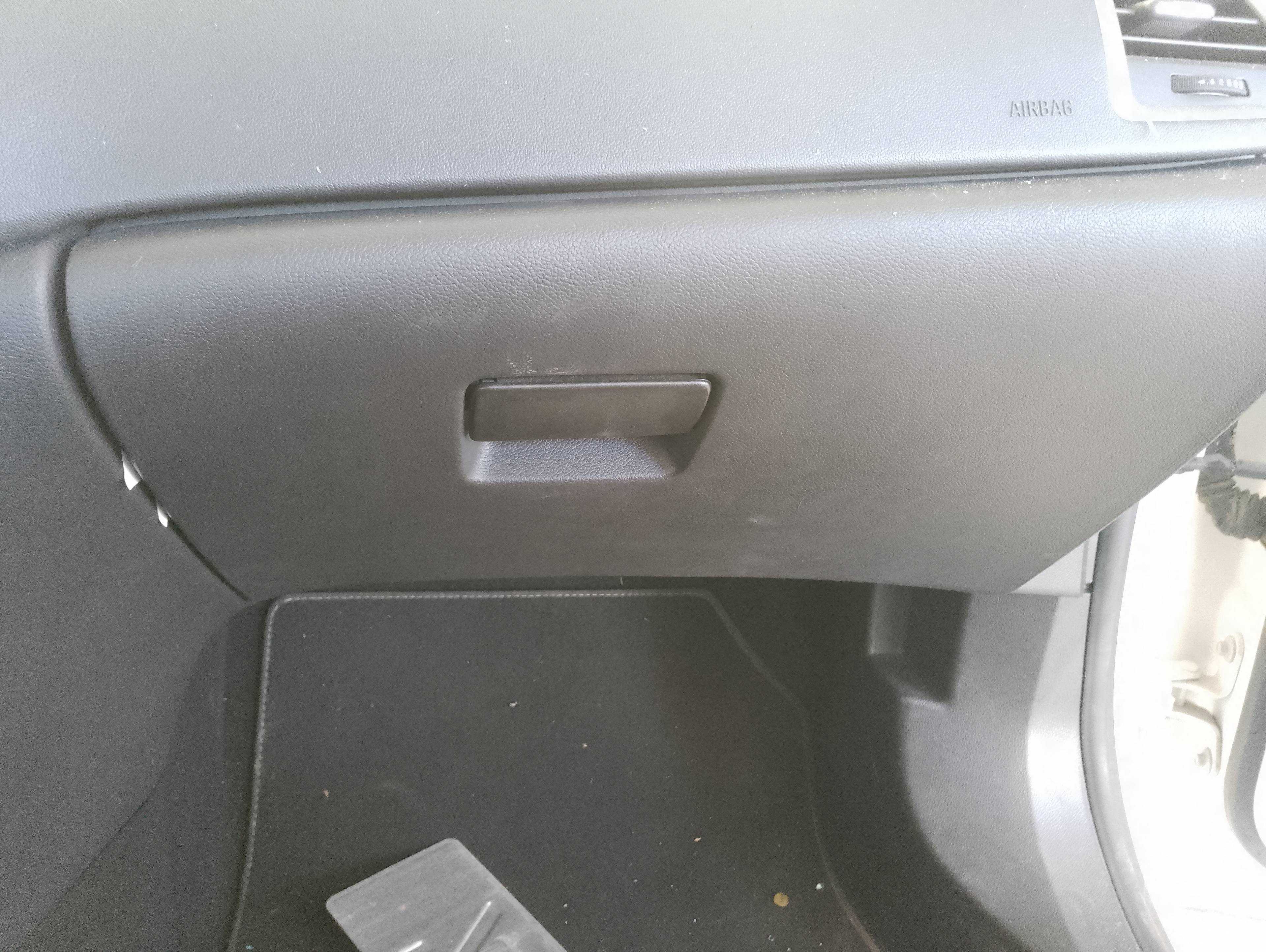 Recambio de guantera para opel astra j lim. 1.3 16v cdti referencia OEM IAM   