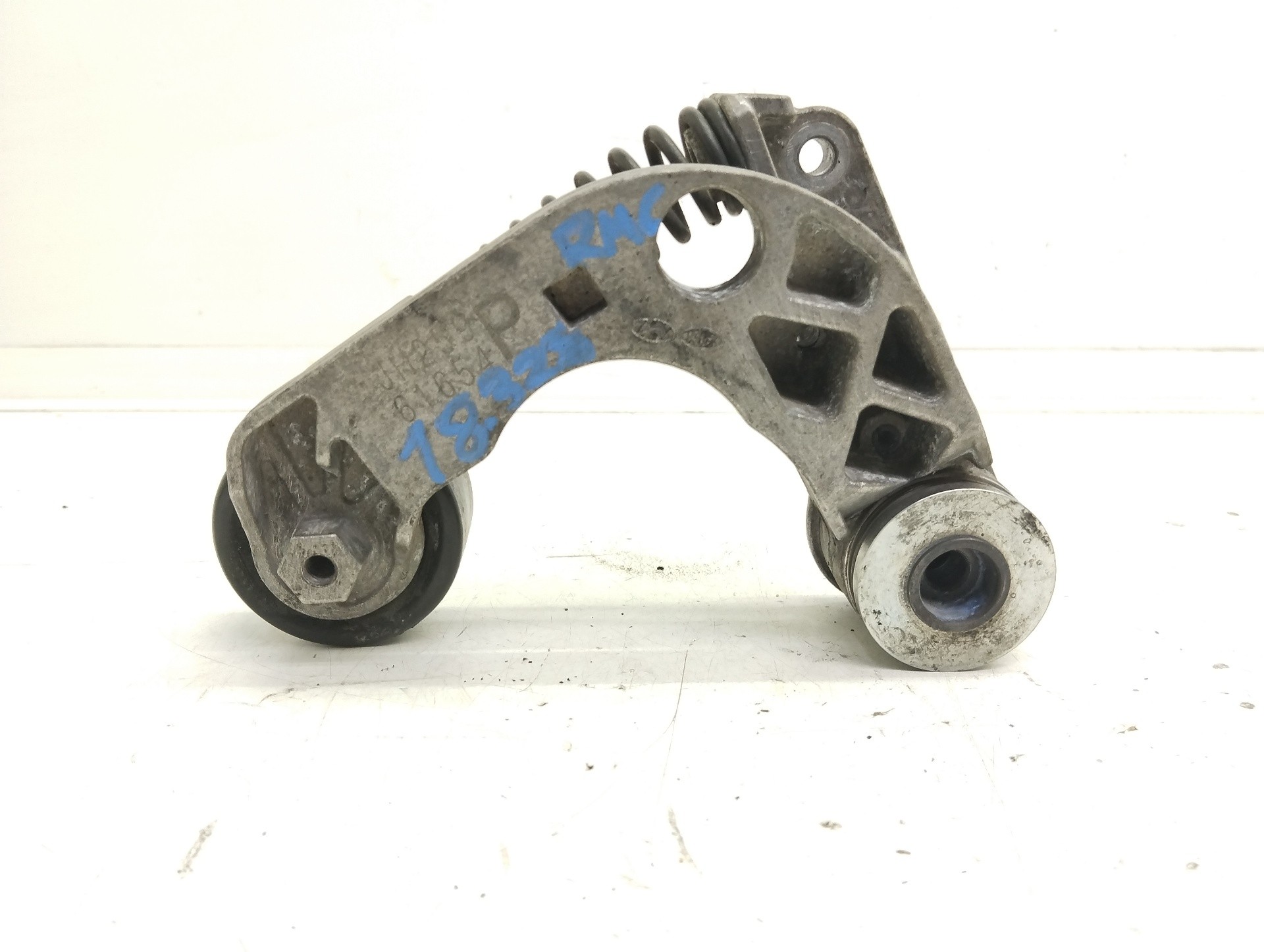 Recambio de tensor correa auxiliar para hyundai tucson 1.6 crdi cat referencia OEM IAM 25961654  