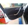Recambio de guarnecido puerta delantera izquierda para opel astra j lim. 1.3 16v cdti referencia OEM IAM   