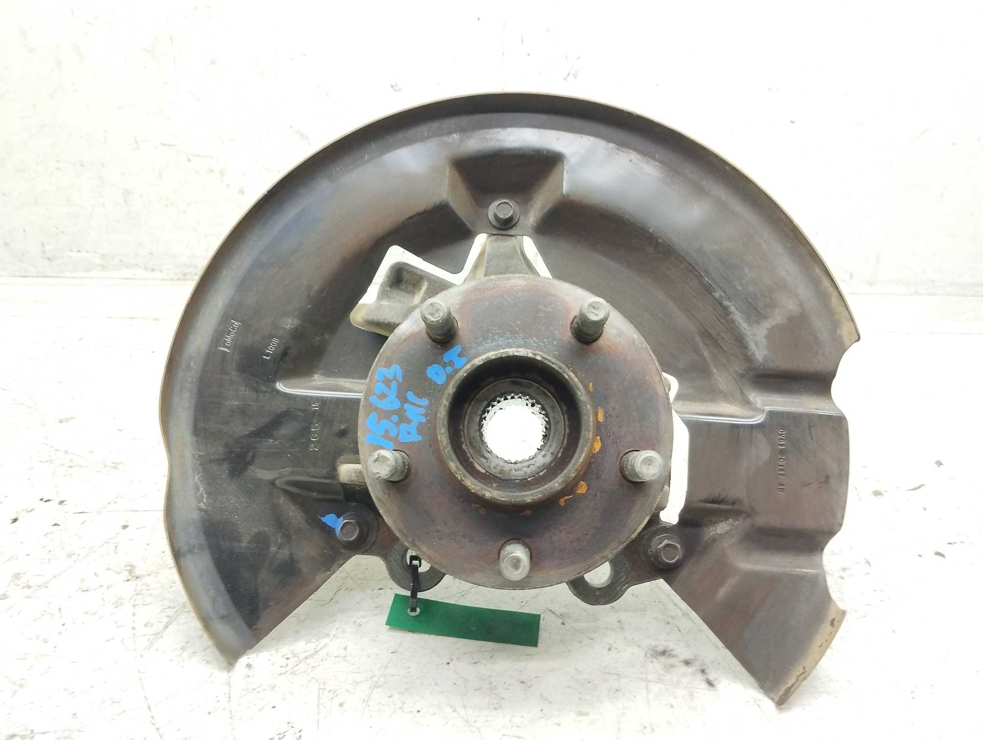 Recambio de mangueta delantera izquierda para ford kuga (cbs) st-line 2wd referencia OEM IAM CV612C147AB  