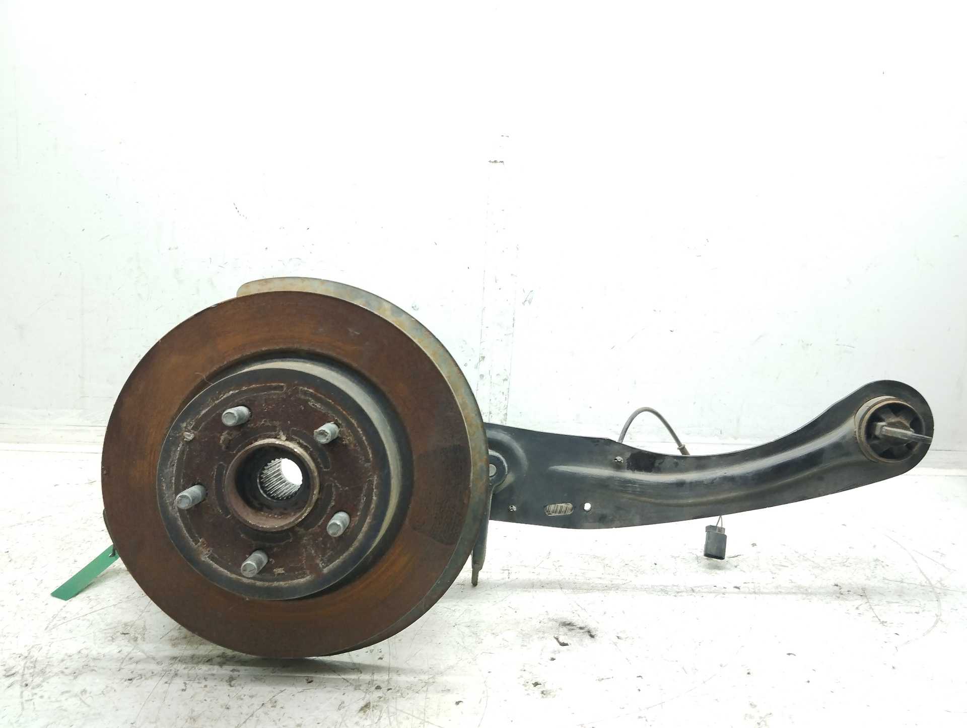 Recambio de mangueta trasera derecha para ford kuga (cbs) st-line 2wd referencia OEM IAM FV4T2C055  
