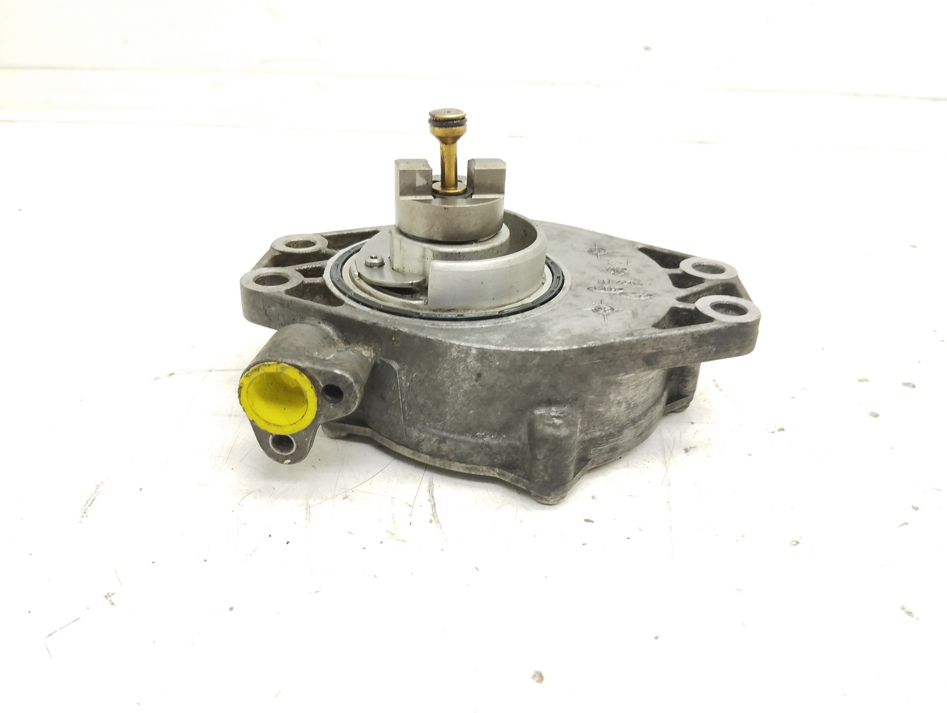 Recambio de depresor freno / bomba vacio para hyundai tucson 1.6 crdi cat referencia OEM IAM 288102F000  