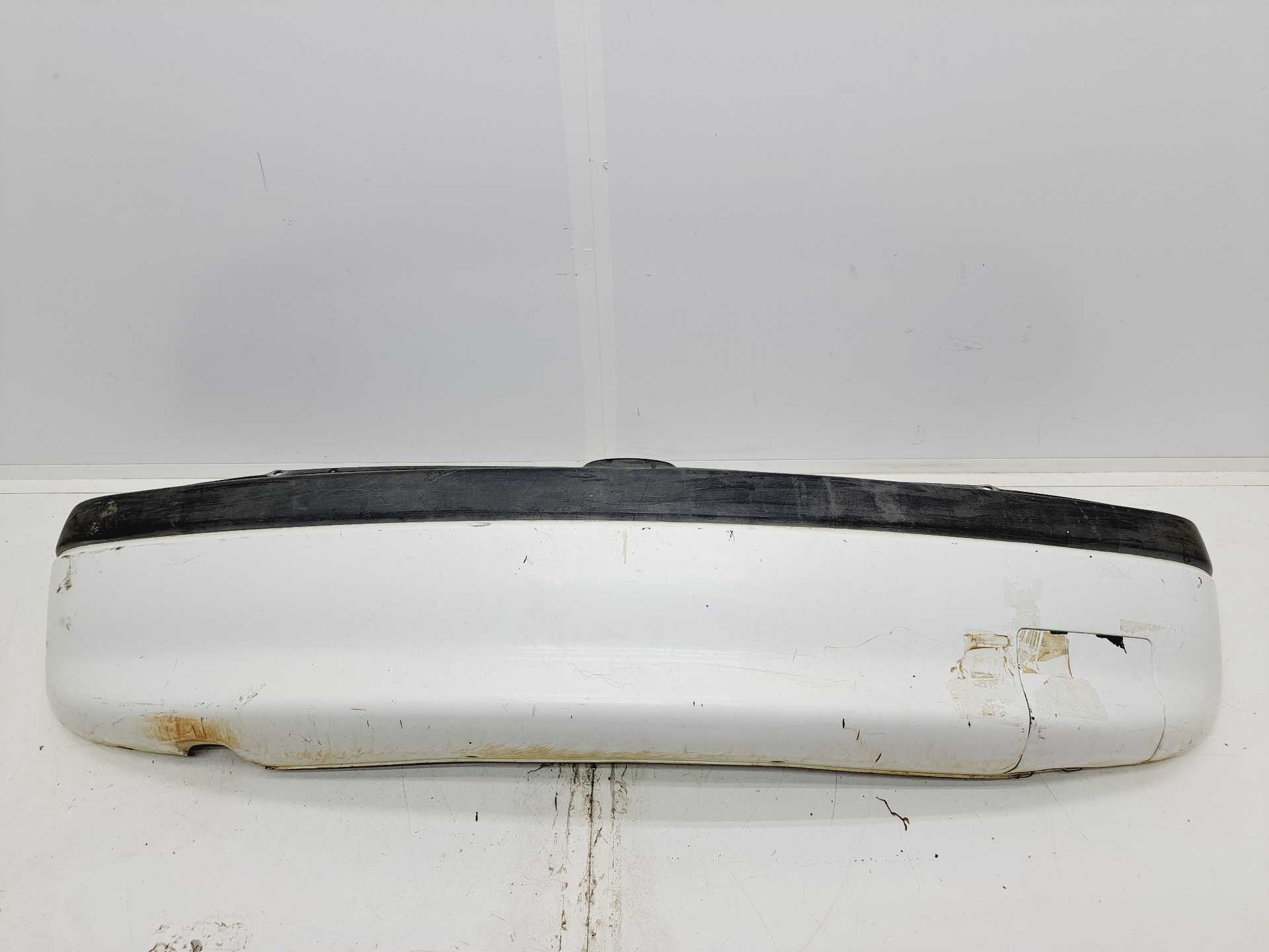 Recambio de paragolpes trasero para opel corsa b eco referencia OEM IAM   