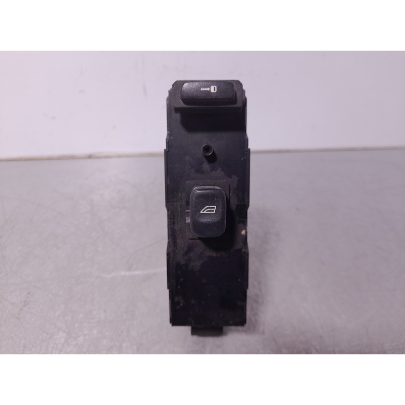 Recambio de mando elevalunas delantero derecho para volvo xc70 2.4 diesel cat referencia OEM IAM 30737519  
