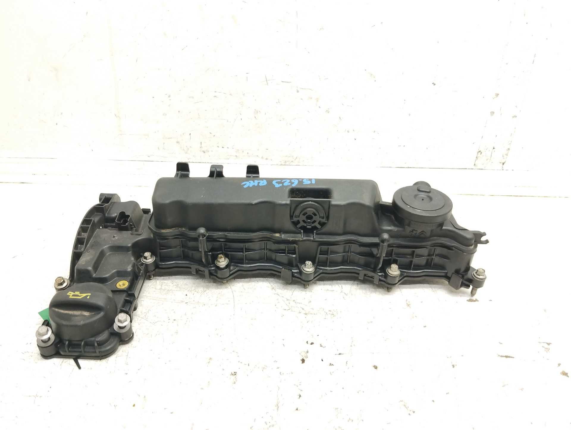 Recambio de tapa balancines para ford kuga (cbs) st-line 2wd referencia OEM IAM 9806147980  