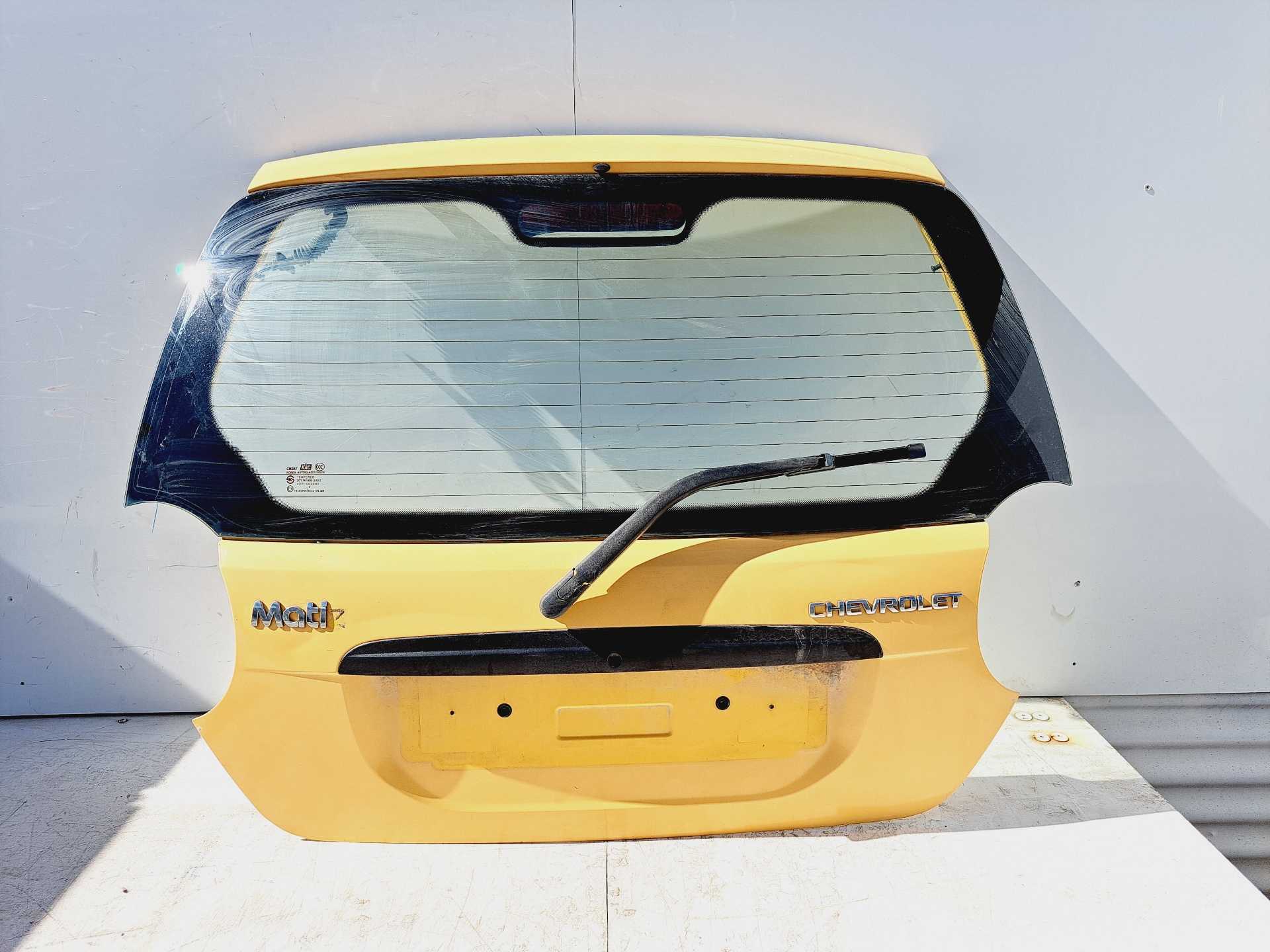 Recambio de porton trasero para chevrolet matiz se referencia OEM IAM   