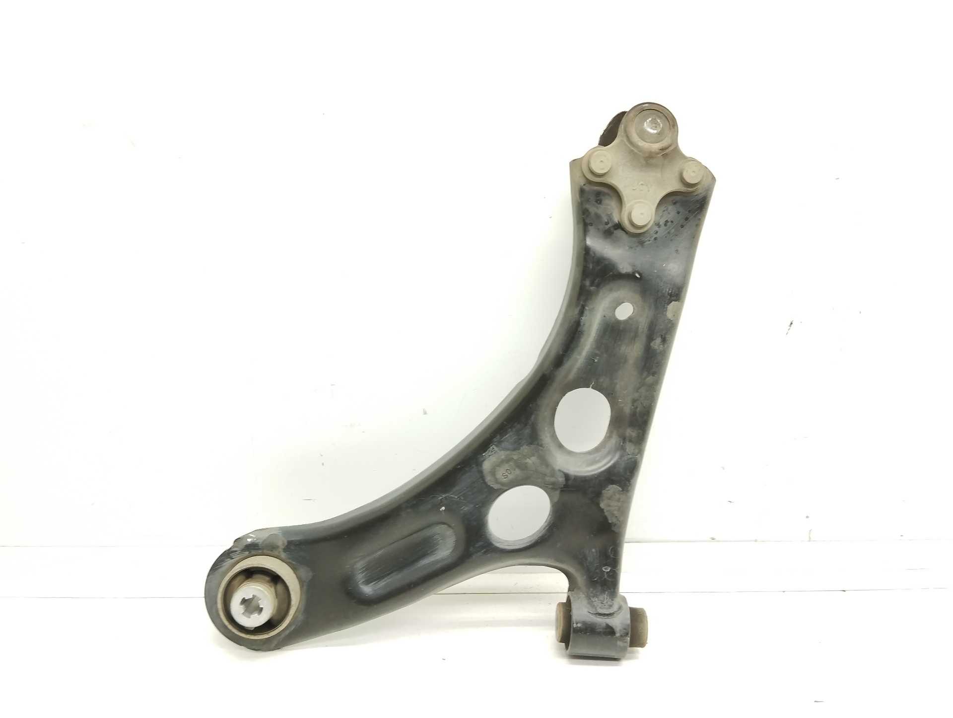 Recambio de brazo suspension inferior delantero derecho para opel corsa f edition referencia OEM IAM   