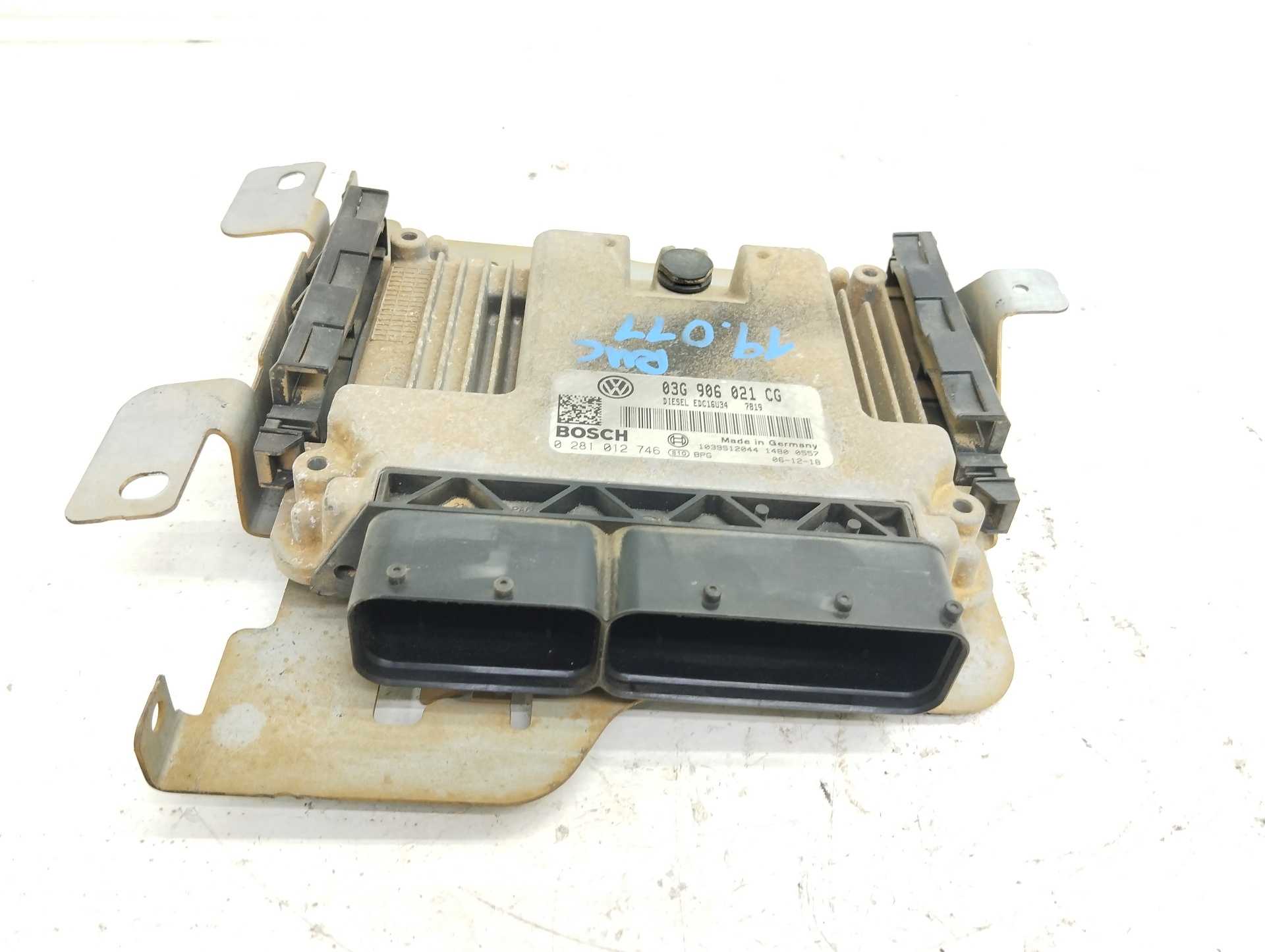Recambio de centralita motor uce para volkswagen caddy ka/kb (2k) life referencia OEM IAM 03G906021CG 0281012746 