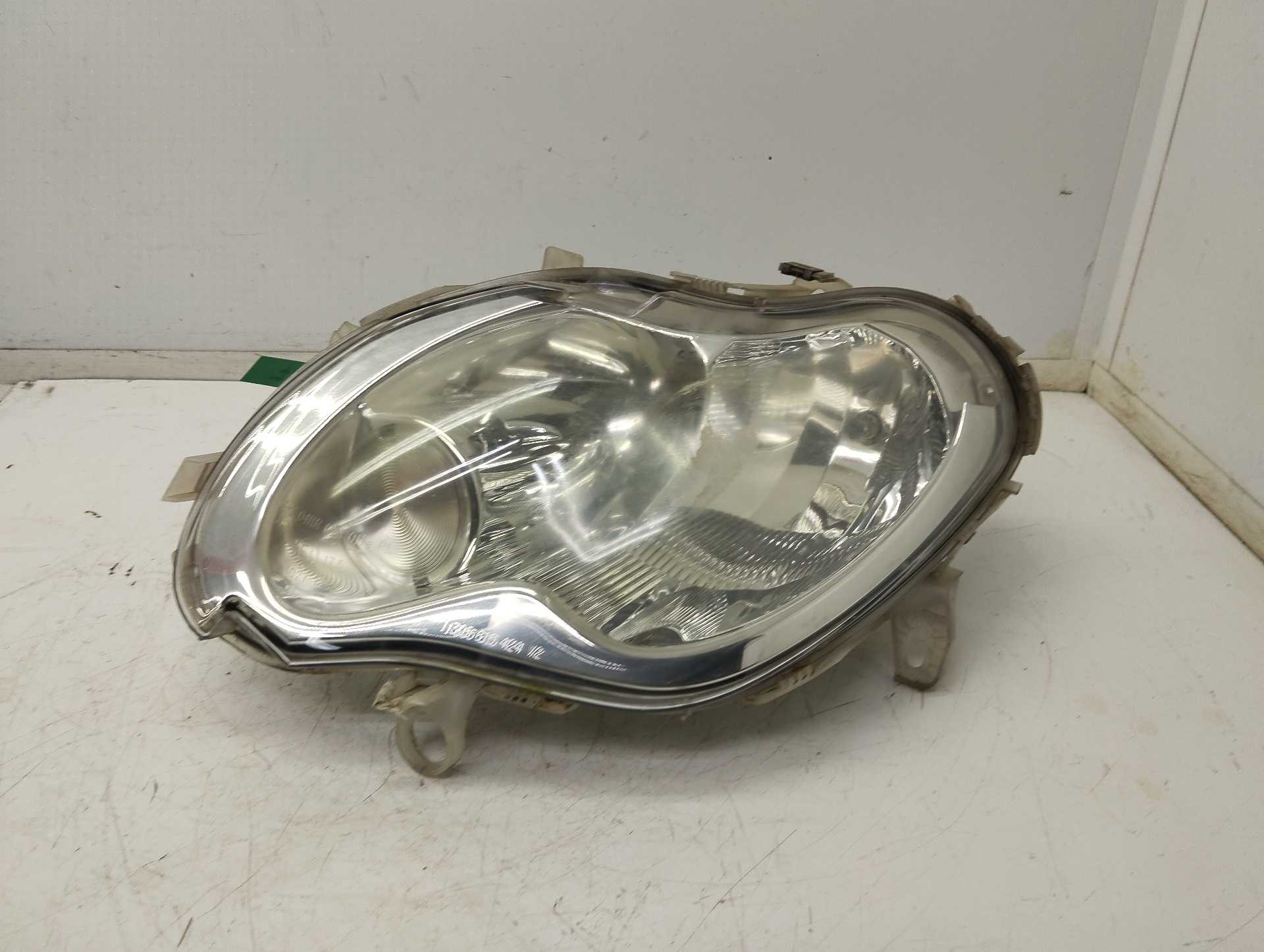 Recambio de faro izquierdo para smart fort. c referencia OEM IAM 0301169201  
