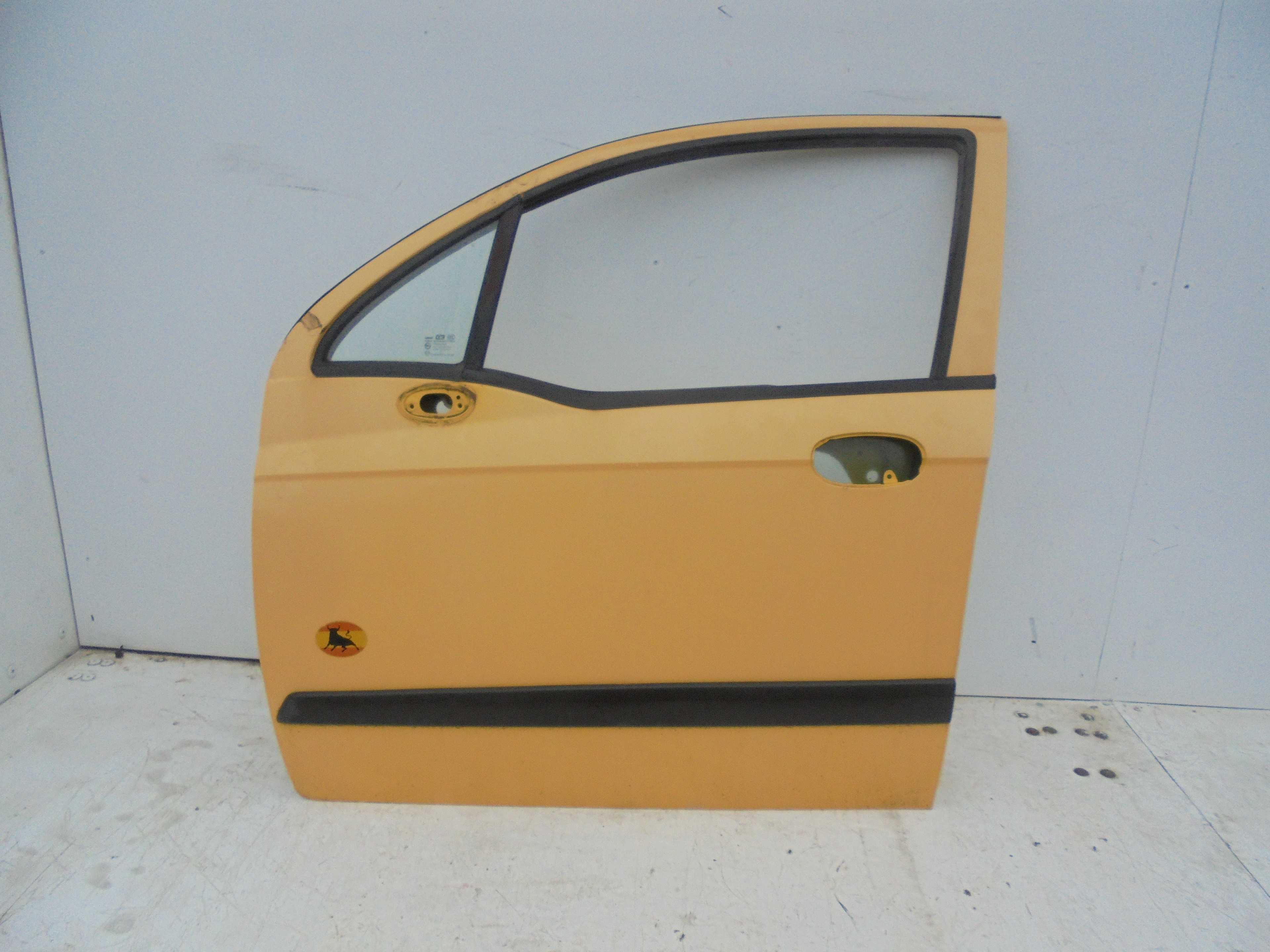 Recambio de puerta delantera izquierda para chevrolet matiz se referencia OEM IAM   