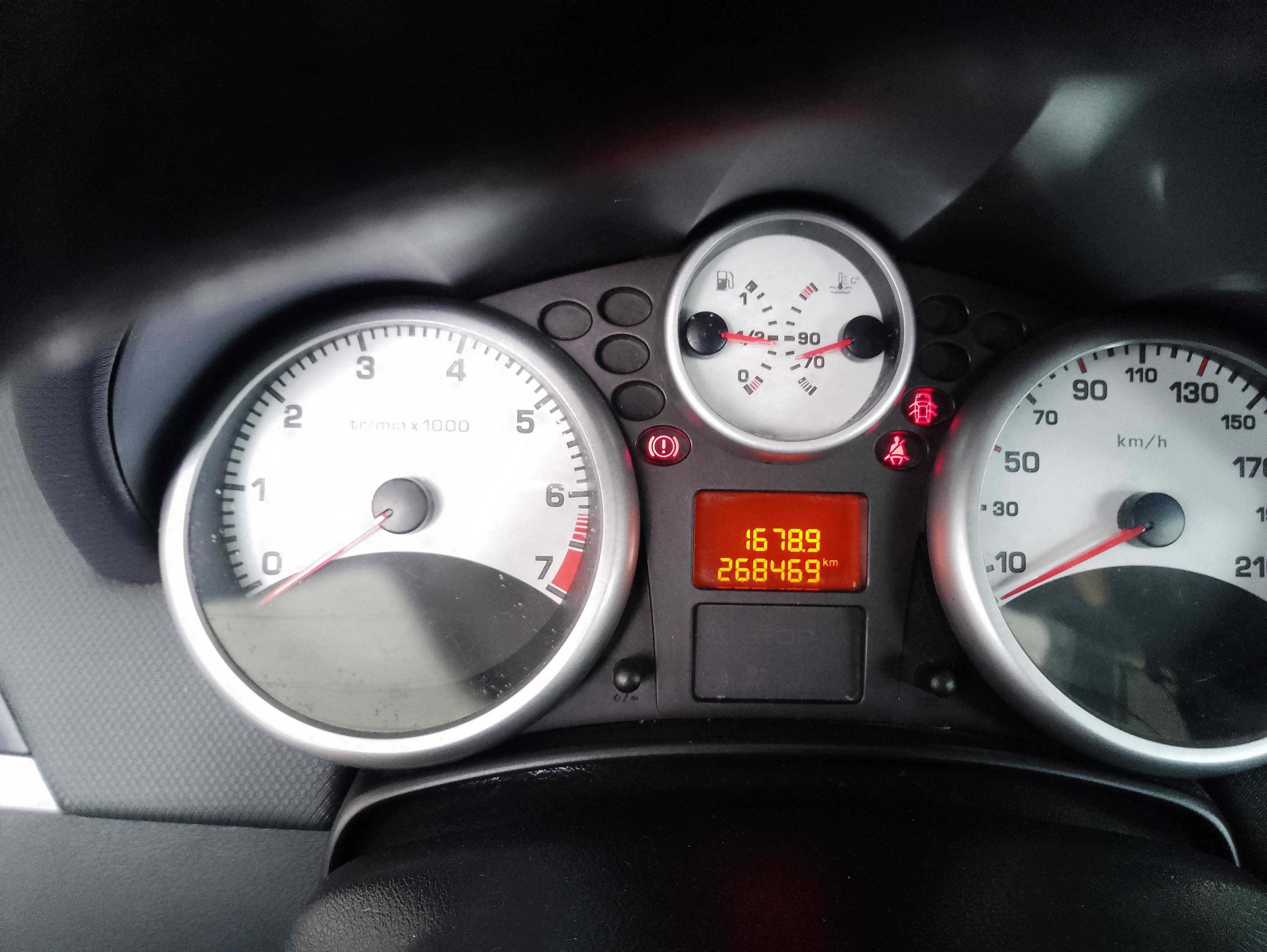 Recambio de cuadro instrumentos para peugeot 207 confort referencia OEM IAM   