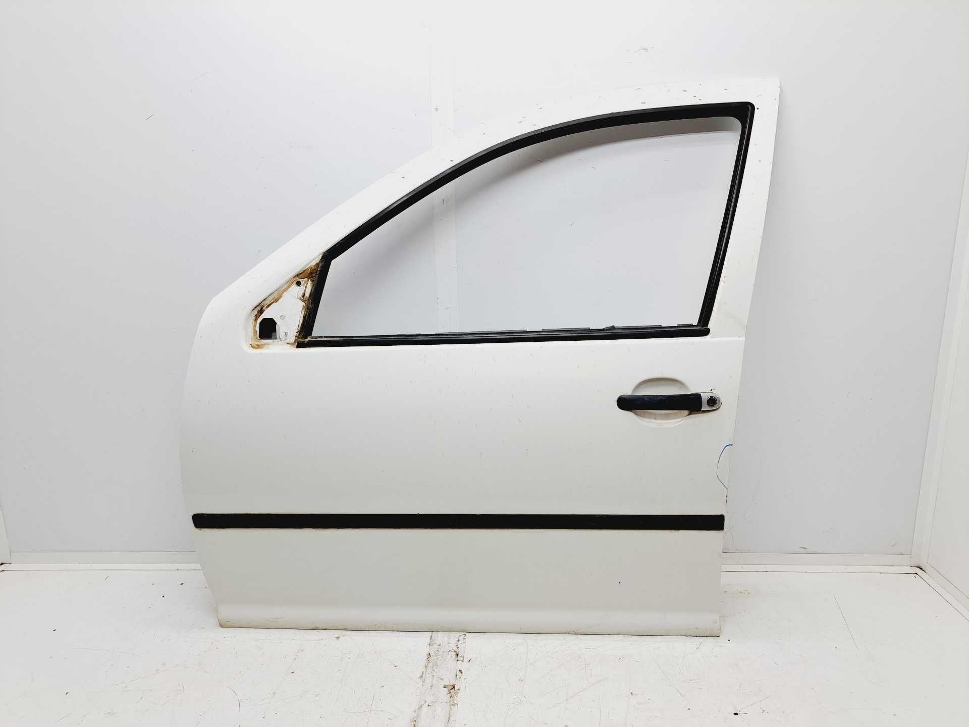 Recambio de puerta delantera izquierda para volkswagen golf iv berlina (1j1) básico referencia OEM IAM 1j4031311  
