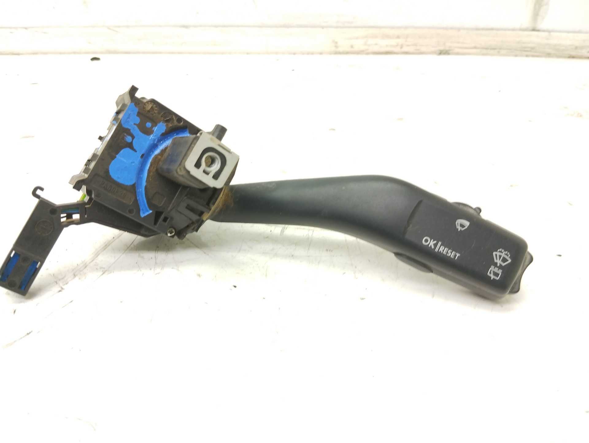 Recambio de mando limpia para volkswagen caddy ka/kb (2k) life referencia OEM IAM 1K0953519 ANP80H024B 