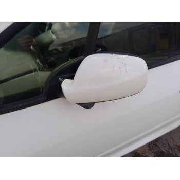 RETROVISOR IZQUIERDO 