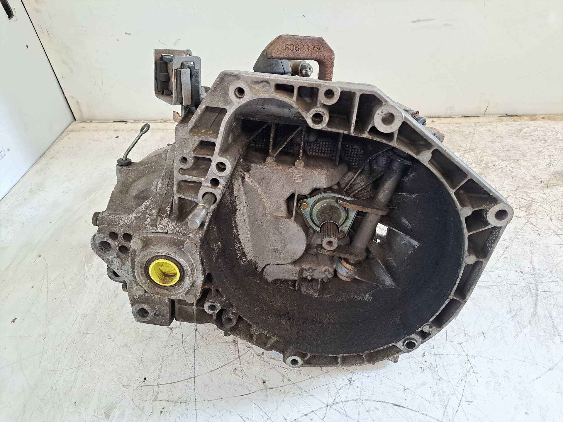 Recambio de caja cambios para alfa romeo 156 1.9 jtd 8v distinctive referencia OEM IAM   