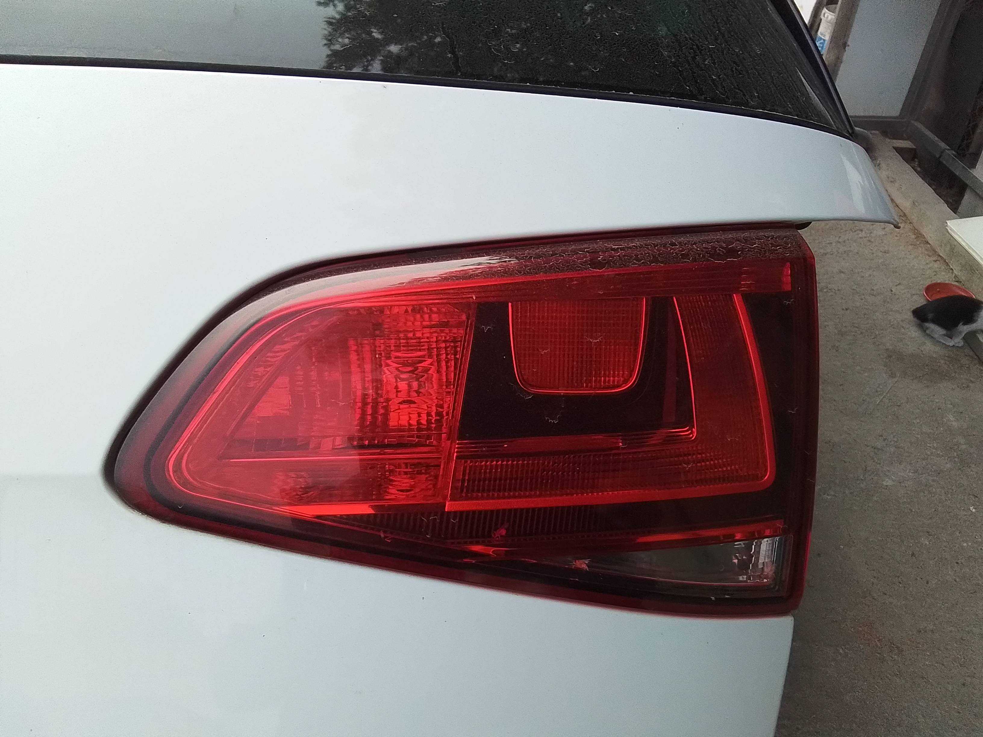 Recambio de piloto porton trasero derecho para volkswagen golf vii lim. (5g1) advance bluemotion referencia OEM IAM   