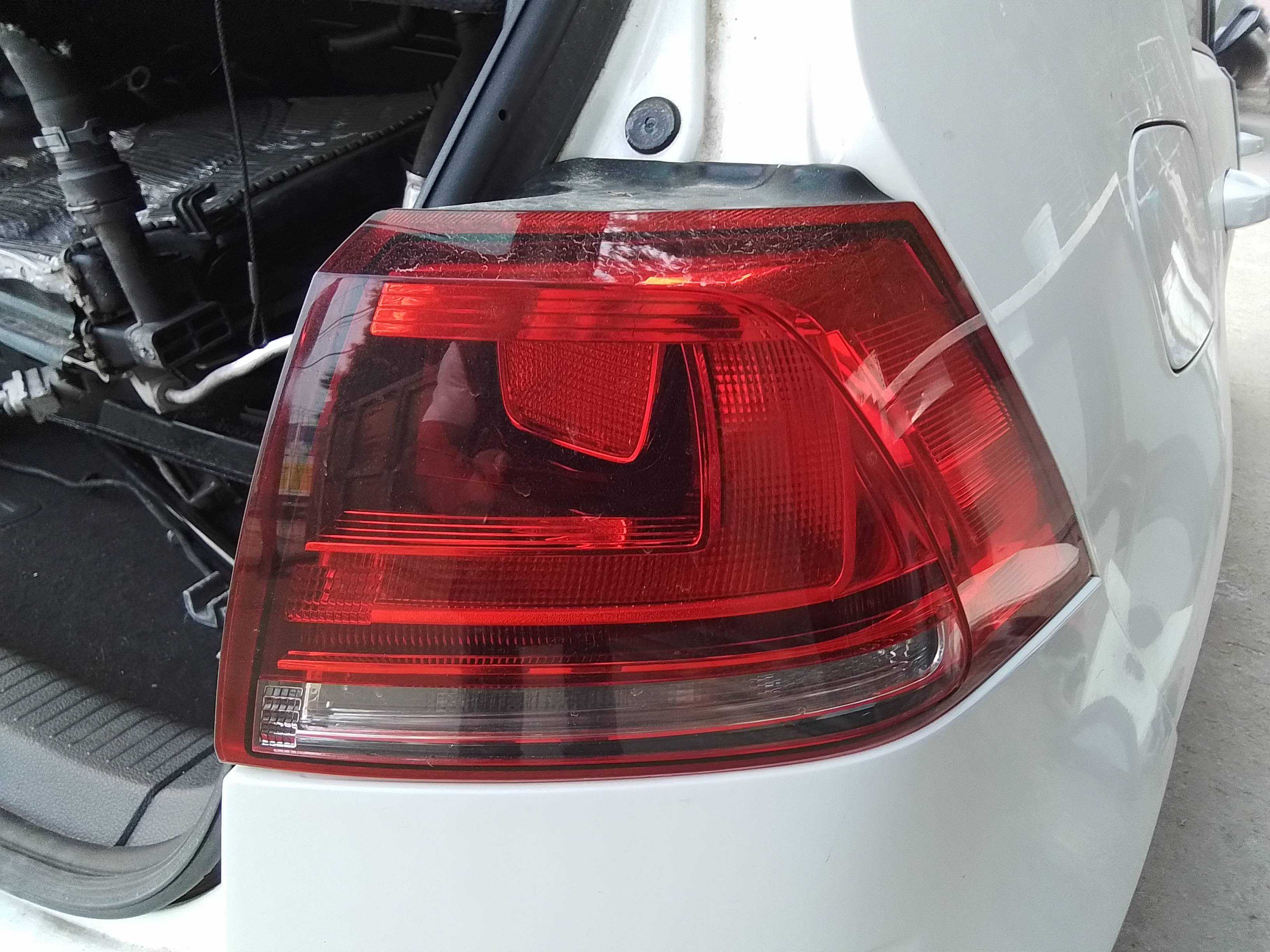 Recambio de piloto trasero derecho para volkswagen golf vii lim. (5g1) advance bluemotion referencia OEM IAM   