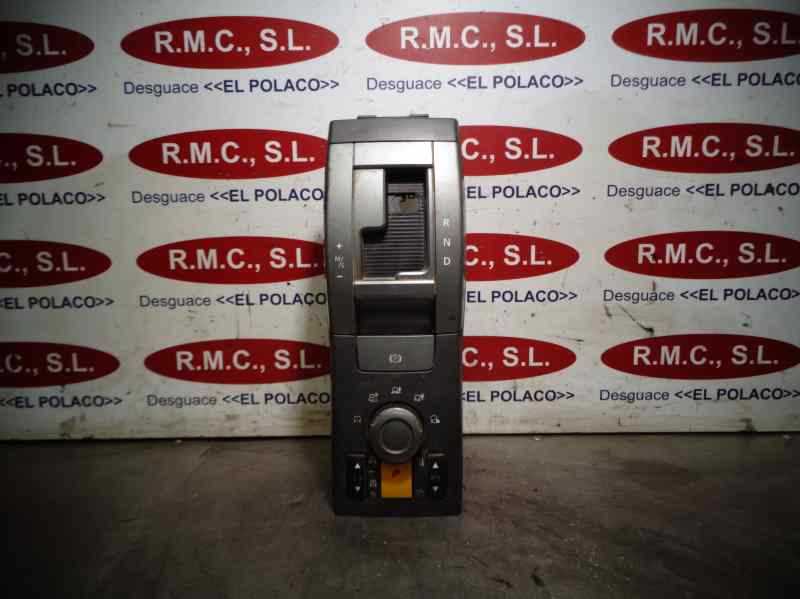 Recambio de consola central para land rover range rover sport 2.7 td v6 cat referencia OEM IAM   