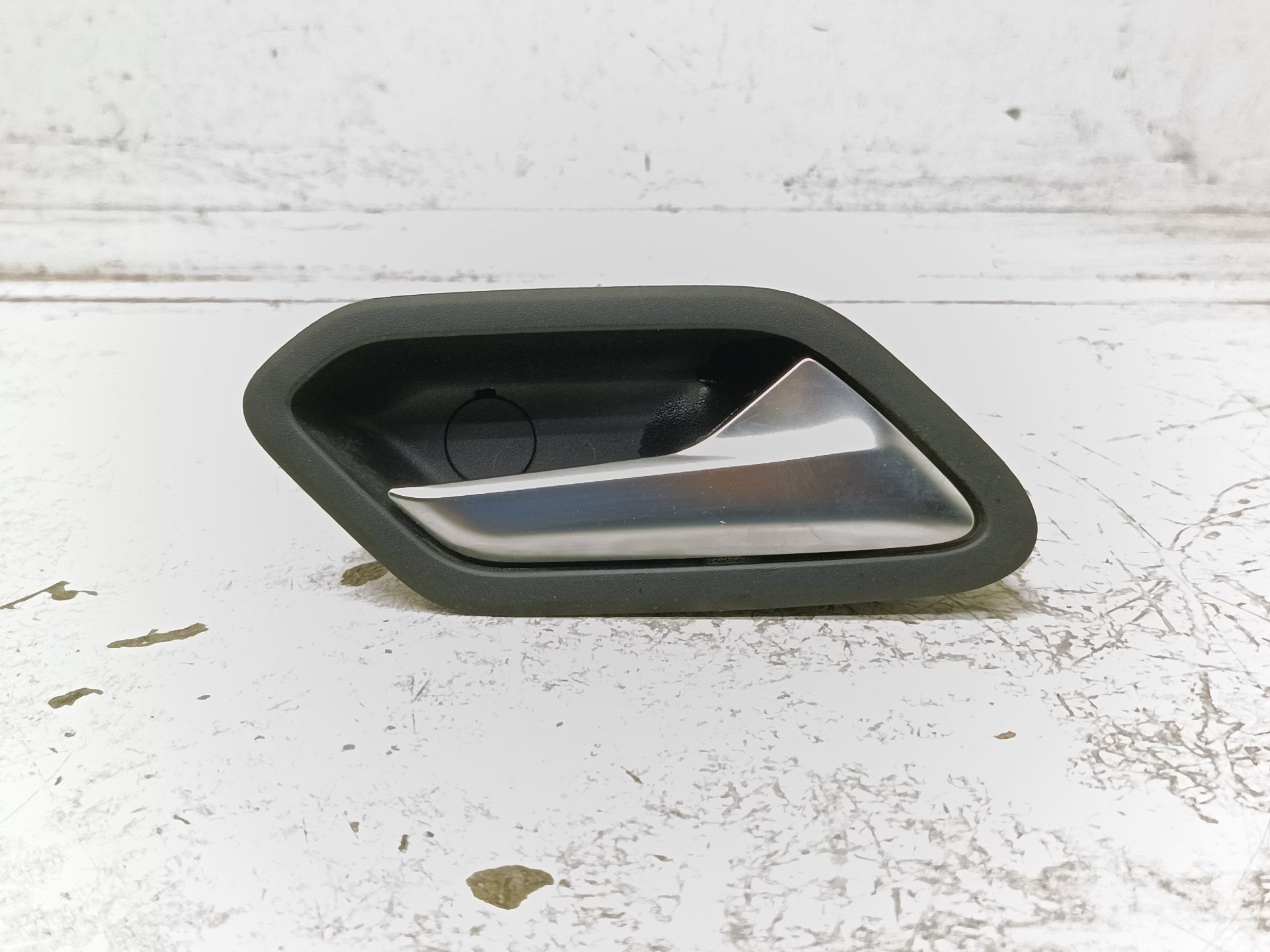 Recambio de maneta interior trasera derecha para dacia sandero iii essential referencia OEM IAM 826729738R  