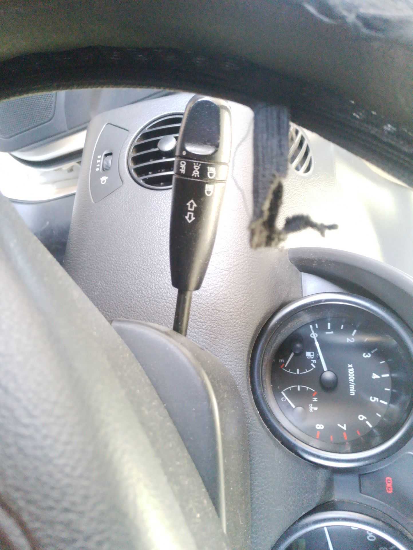 Recambio de mando intermitentes para chevrolet aveo / kalos sedán (t250, t255) 1.4 referencia OEM IAM 96540683  