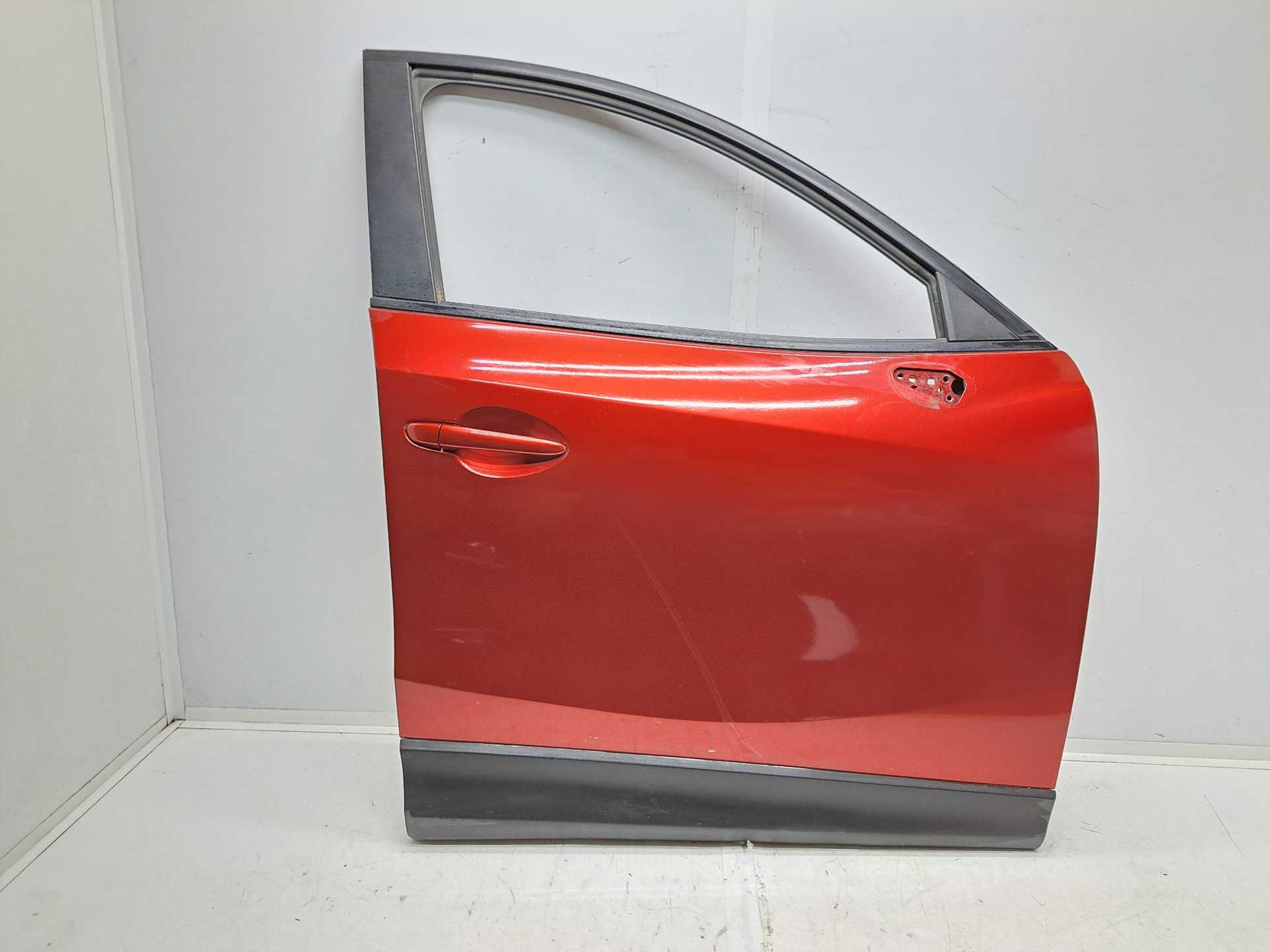 Recambio de puerta delantera derecha para mazda cx-5 center-line 2wd referencia OEM IAM KD5358010  