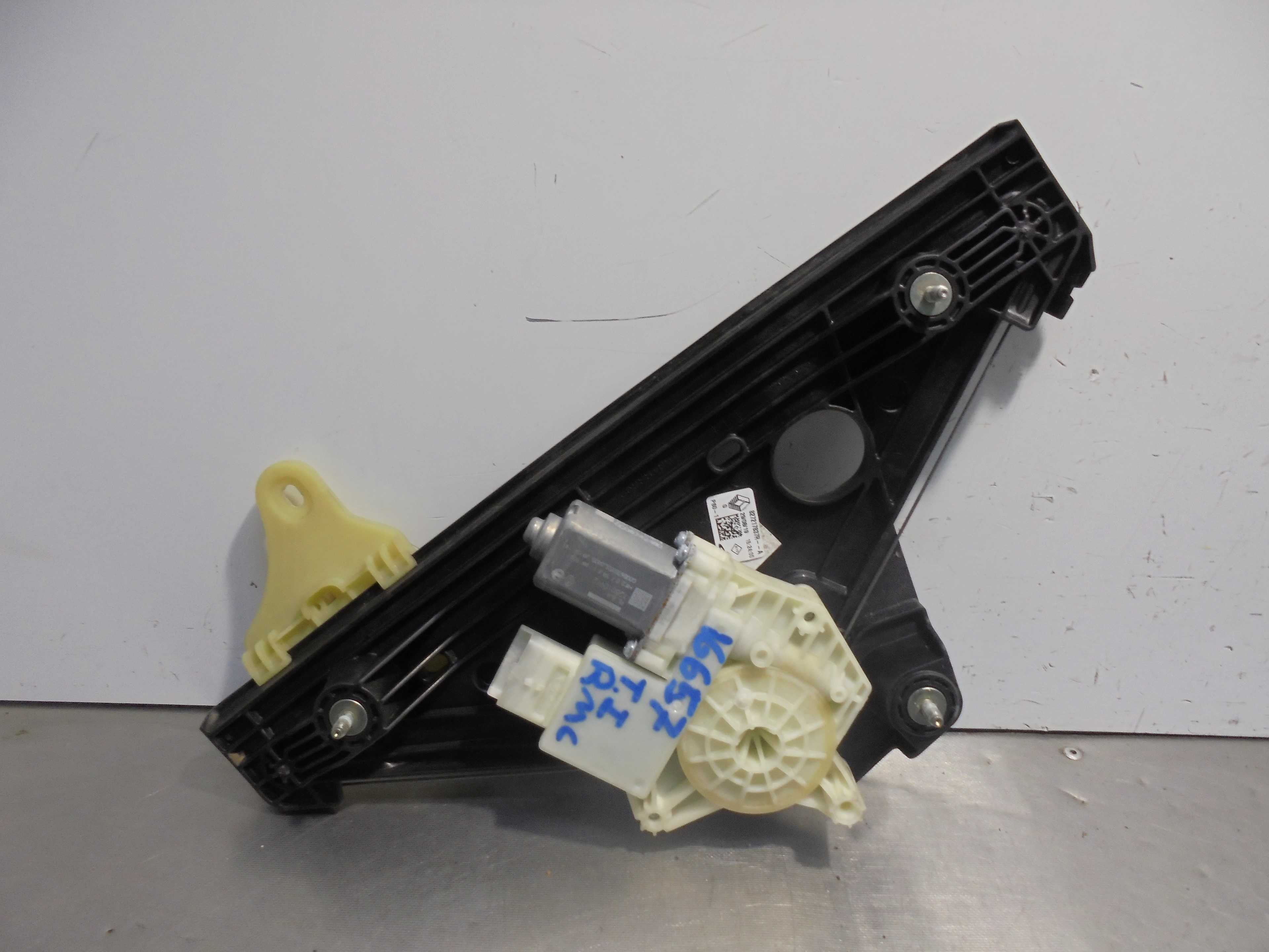 Recambio de elevalunas trasero izquierdo para renault clio v edition one referencia OEM IAM 827217837R ELECTRICO CONFORT 5 PUERT