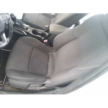 ASIENTO DELANTERO IZQUIERDO 