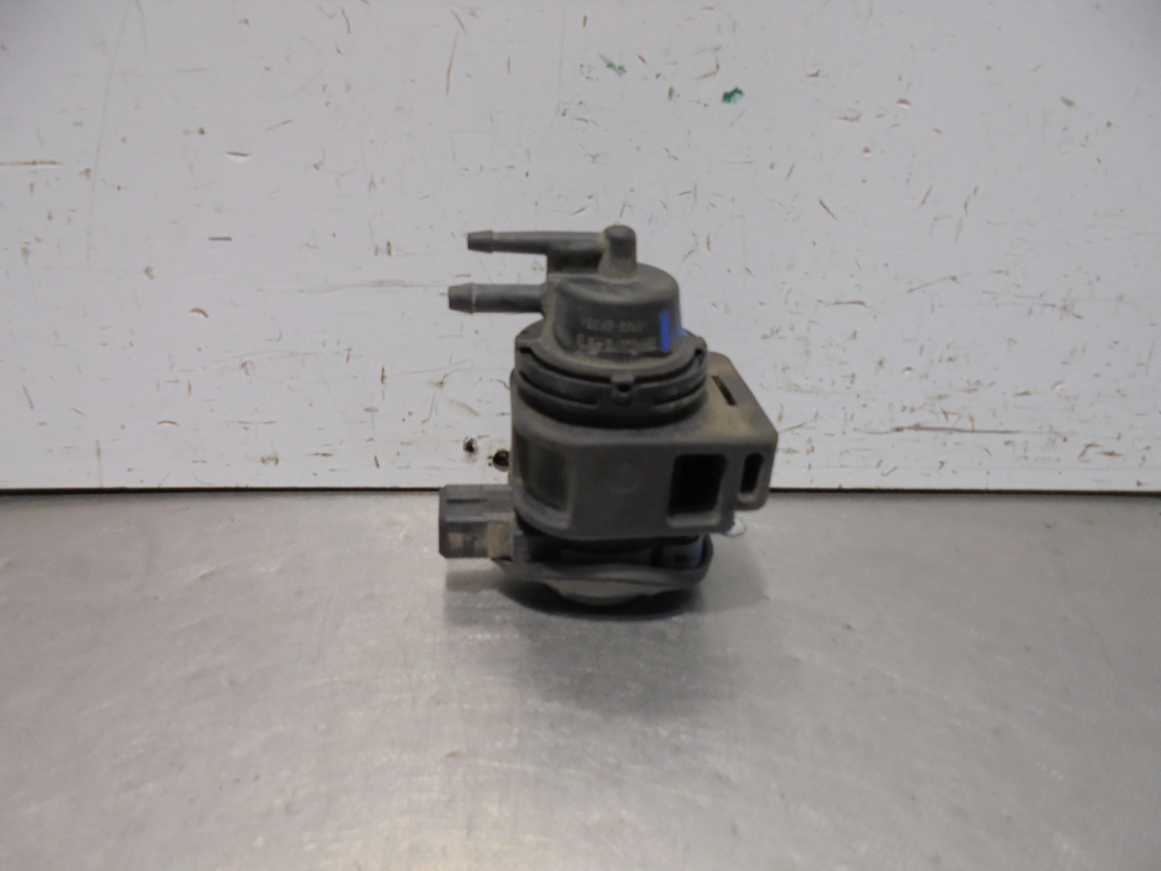 Recambio de valvula aire adicional para nissan qashqai (j10) acenta referencia OEM IAM 8200575400  