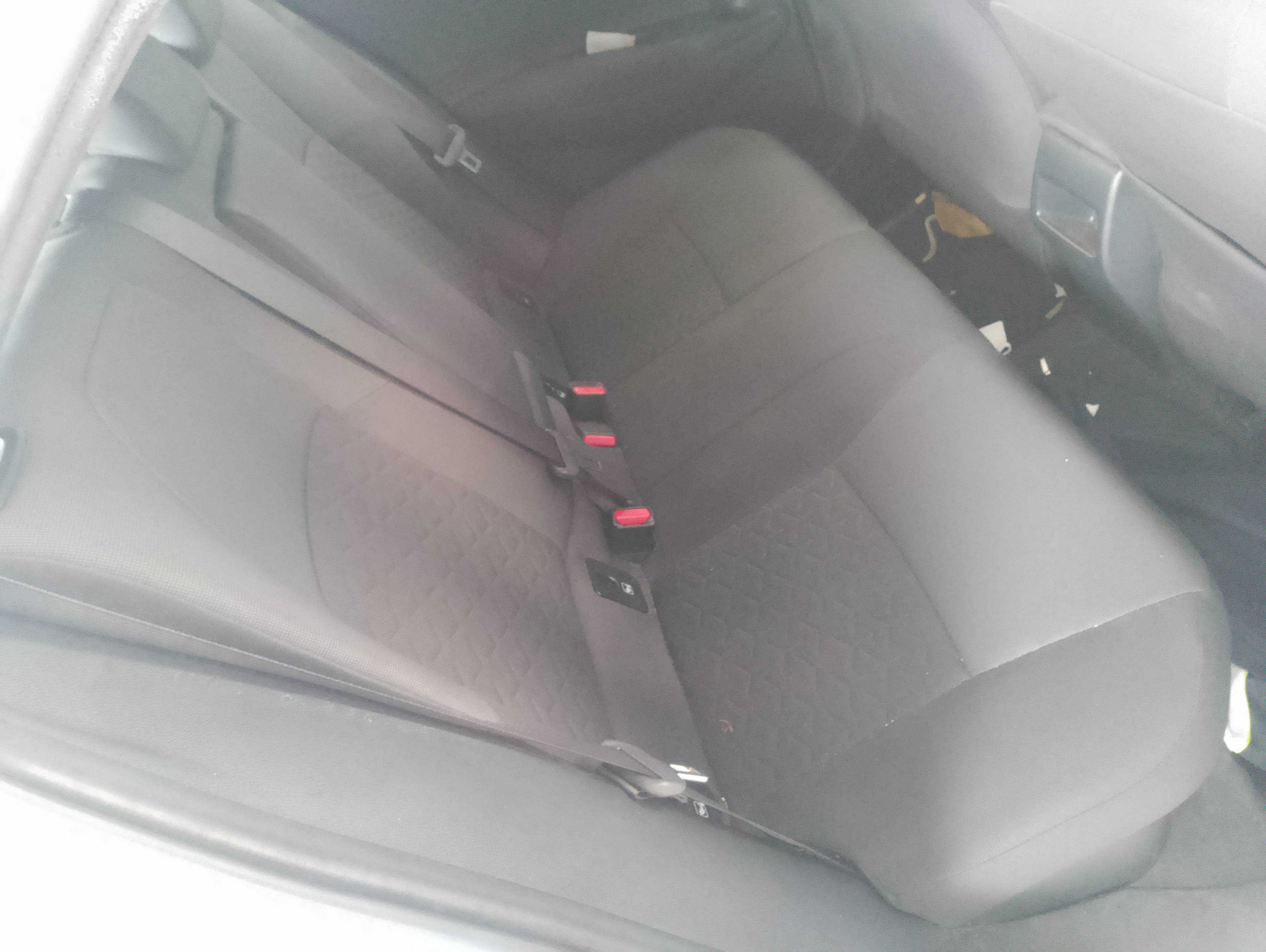 Recambio de asientos traseros para toyota corolla hybrid (e21) 1.8 referencia OEM IAM   