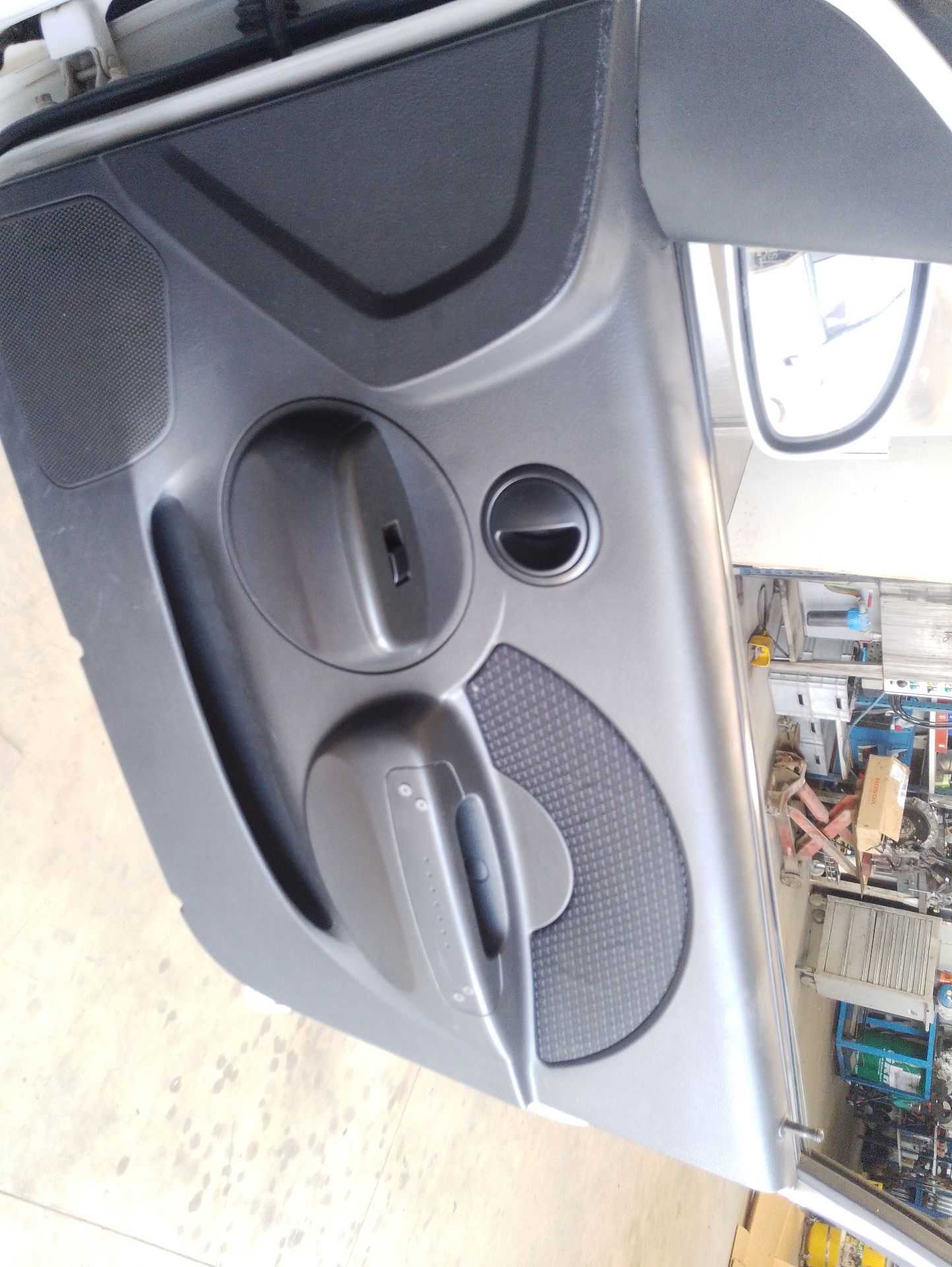 Recambio de guarnecido puerta delantera derecha para chevrolet aveo / kalos sedán (t250, t255) 1.4 referencia OEM IAM   