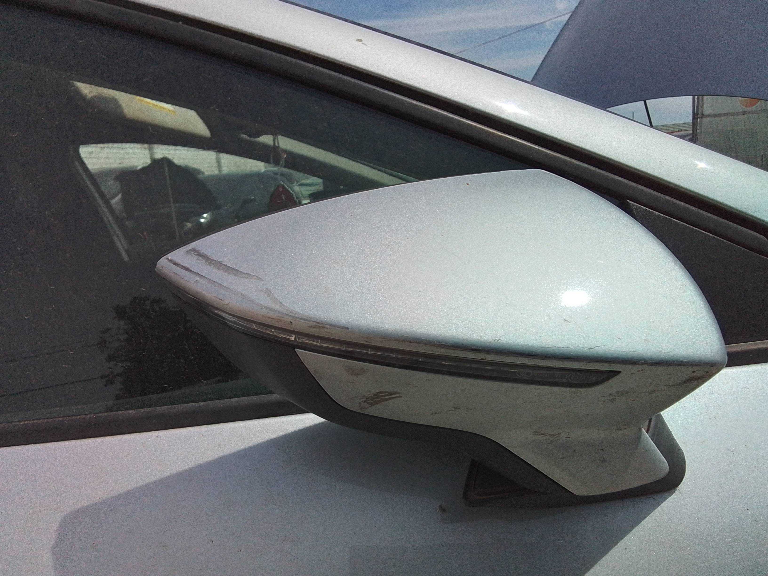 Recambio de retrovisor derecho para seat leon (5f1) i-tech referencia OEM IAM   