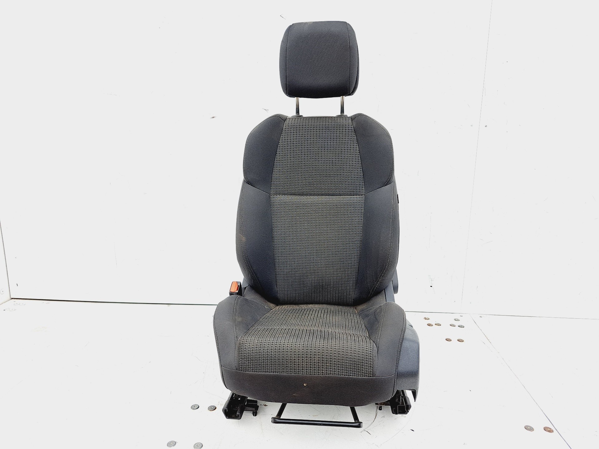Recambio de asiento delantero izquierdo para peugeot 508 1.6 blue-hdi fap referencia OEM IAM   