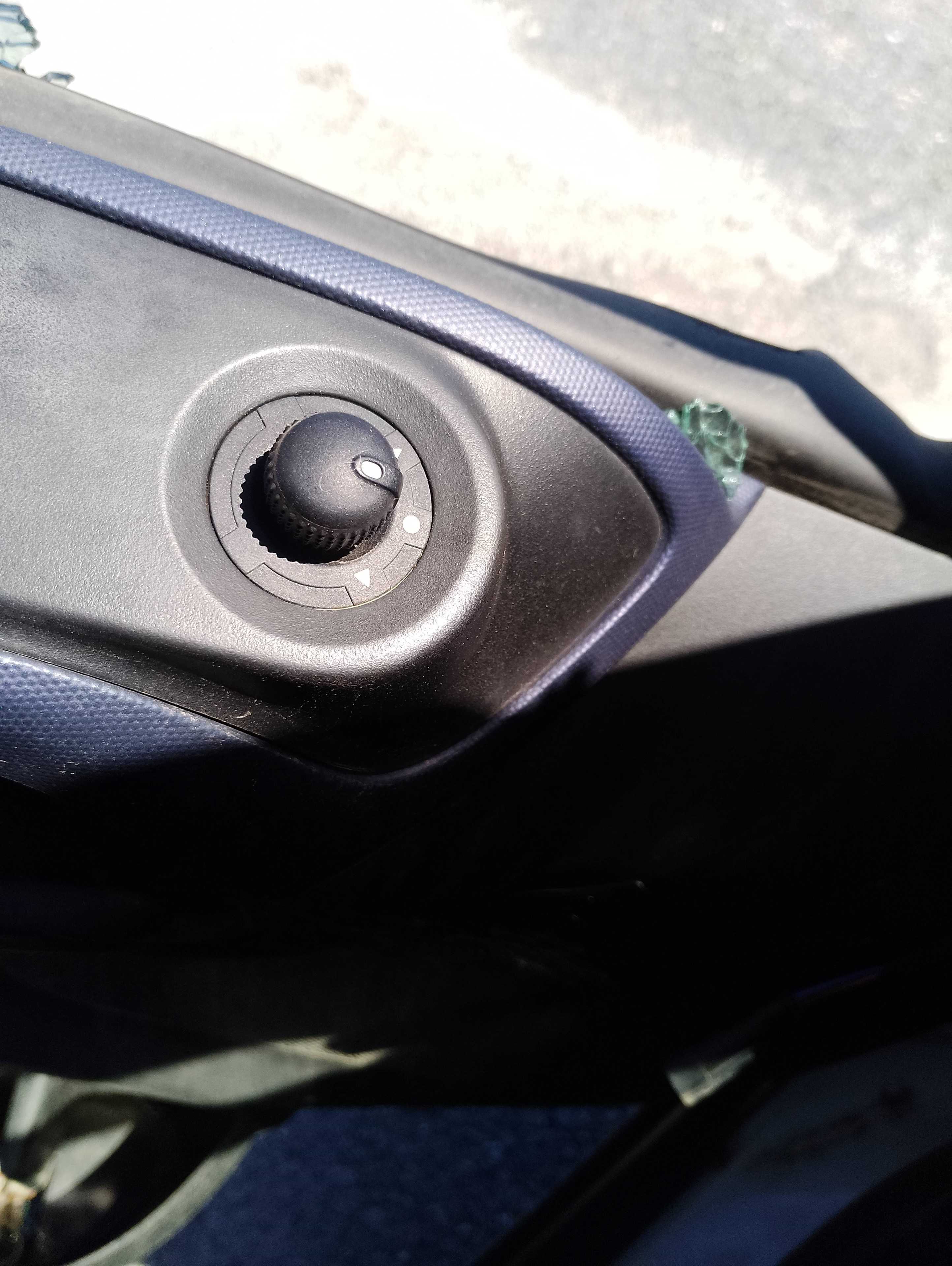 Recambio de mando retrovisor para iveco 35s16 referencia OEM IAM   