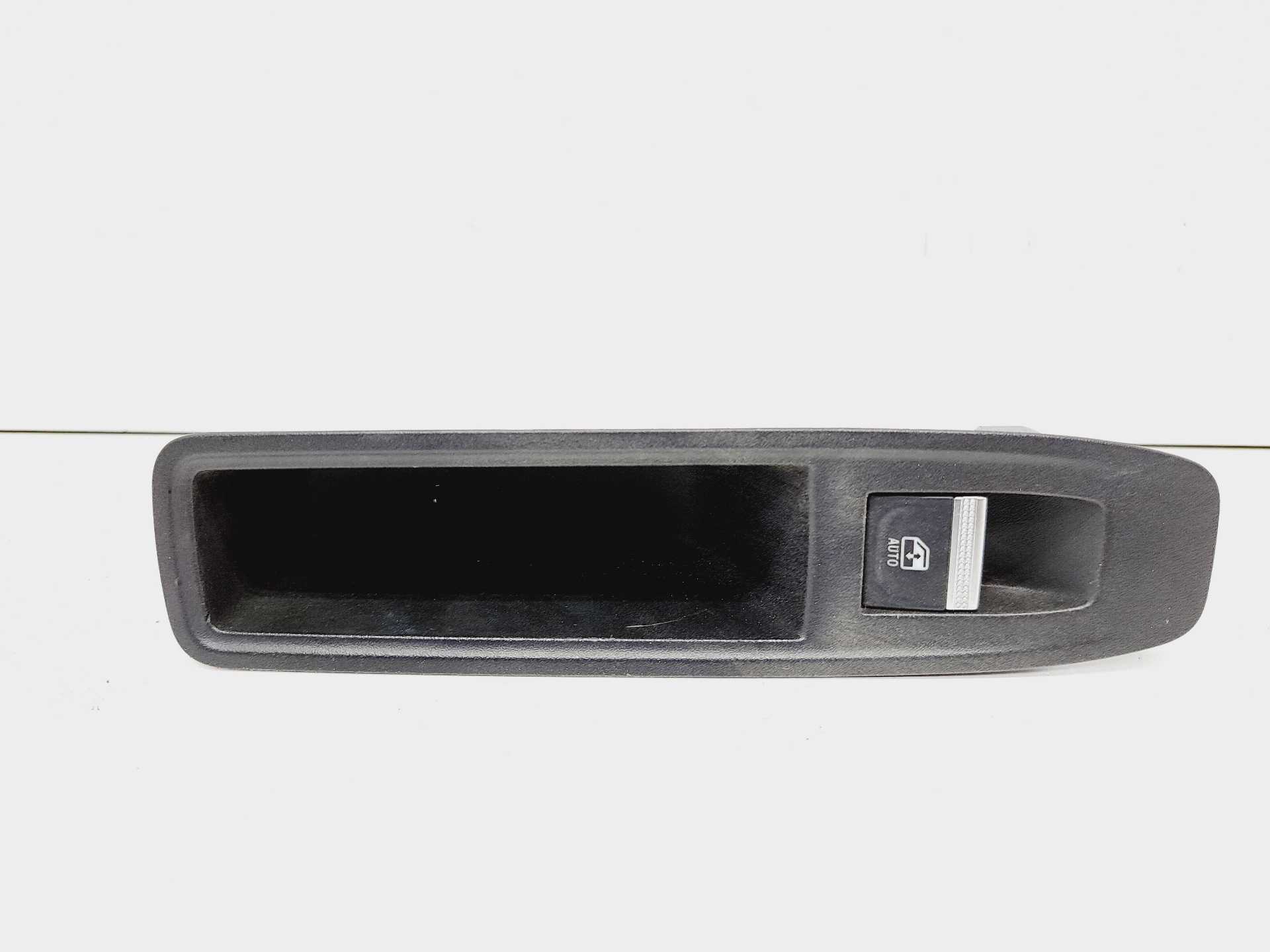 Recambio de mando elevalunas trasero izquierdo para renault clio v edition one referencia OEM IAM 254114723R  