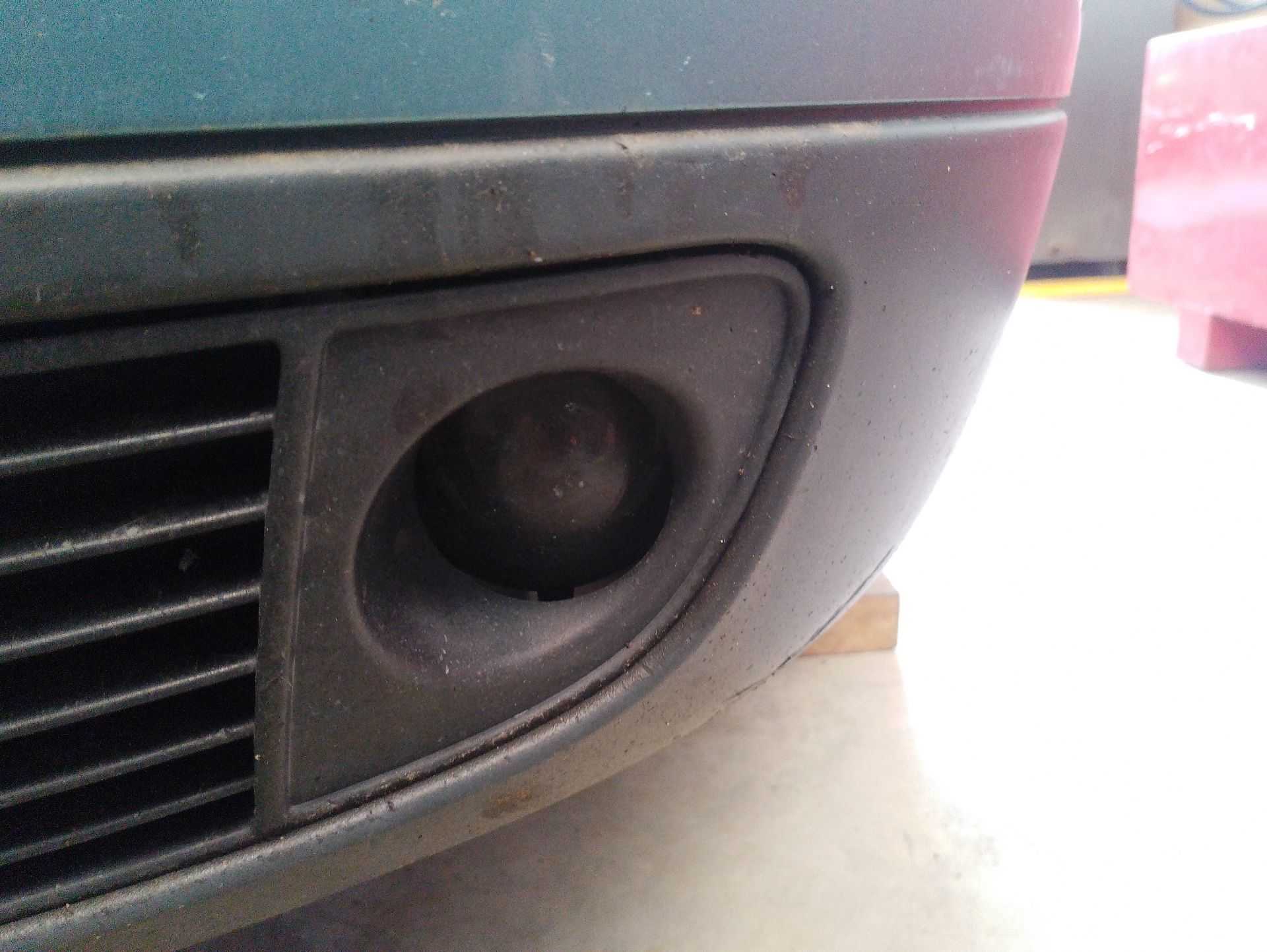 Recambio de faro antiniebla izquierdo para audi a6 c5 (4b2, 4b4) 2.5 tdi referencia OEM IAM 4B0941699  