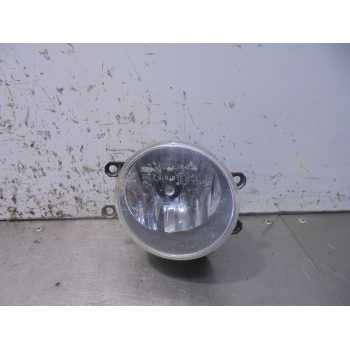 Recambio de faro antiniebla derecho para toyota auris hybrid active referencia OEM IAM 8121002110 VALEO 90008495