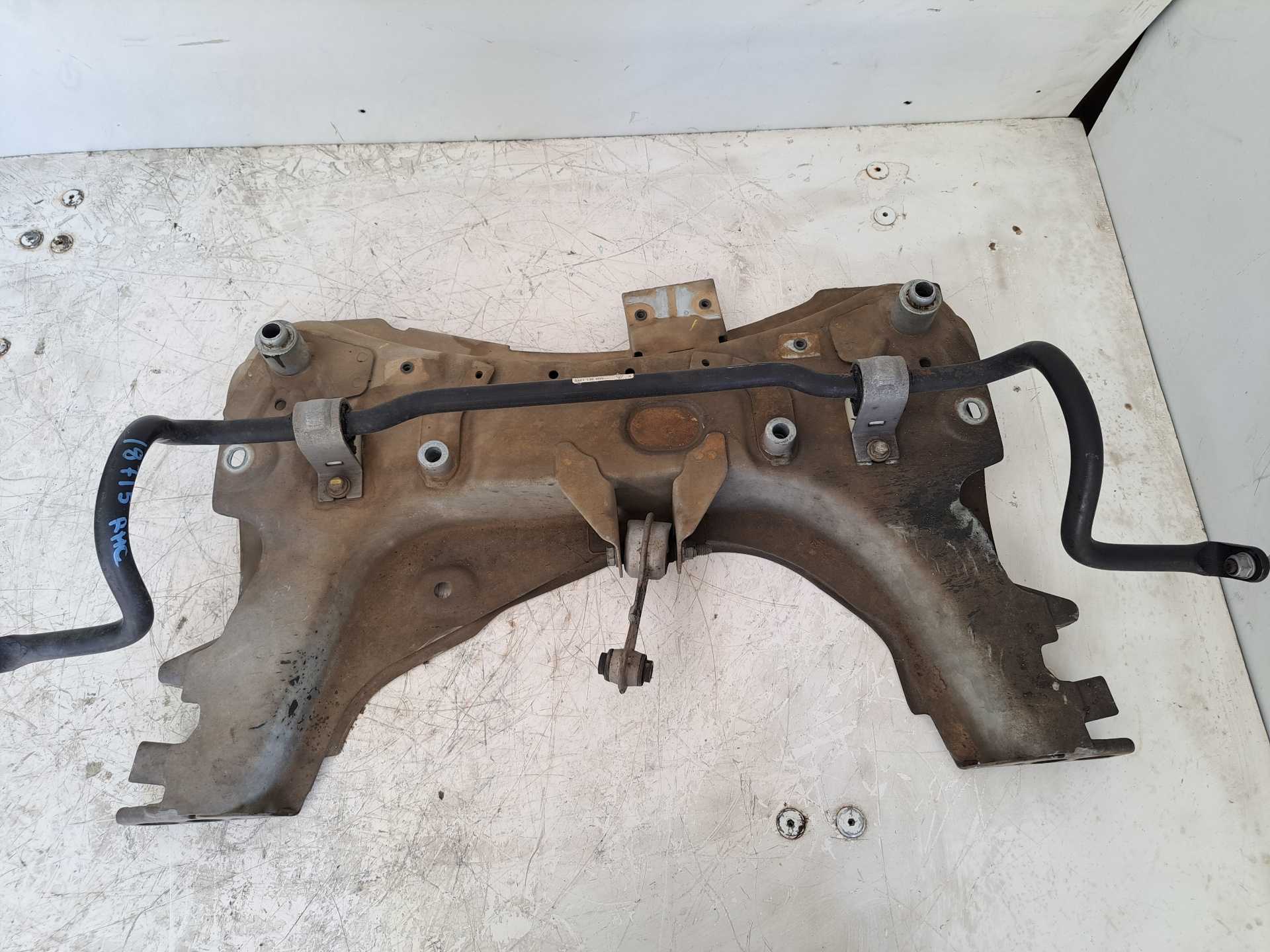 Recambio de cuna motor para renault captur dynamique referencia OEM IAM 544017519R  