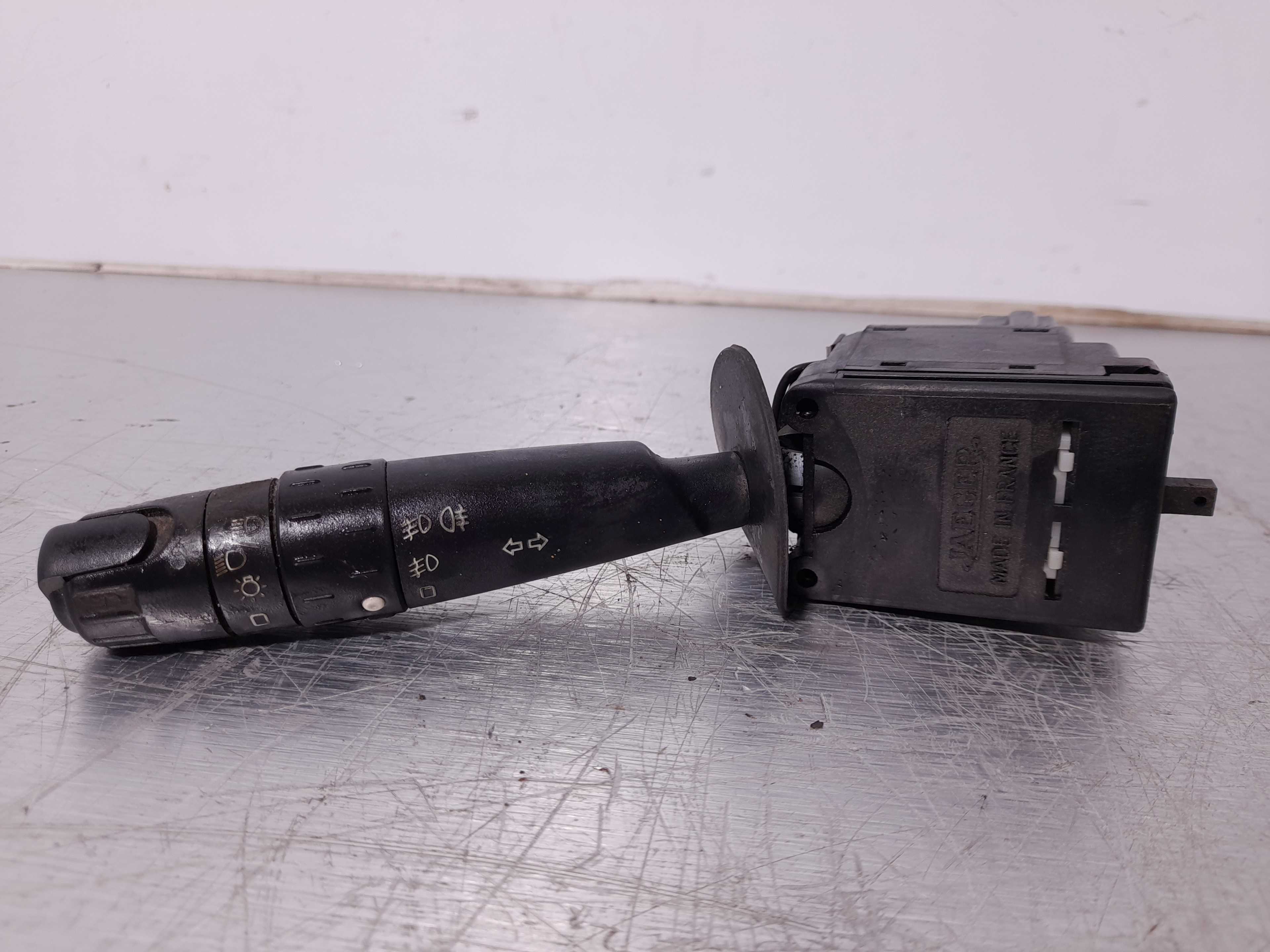 Recambio de mando intermitentes para citroën xantia berlina 2.0 hdi 90/110 attraction referencia OEM IAM 96274722ZL NEIMAN 