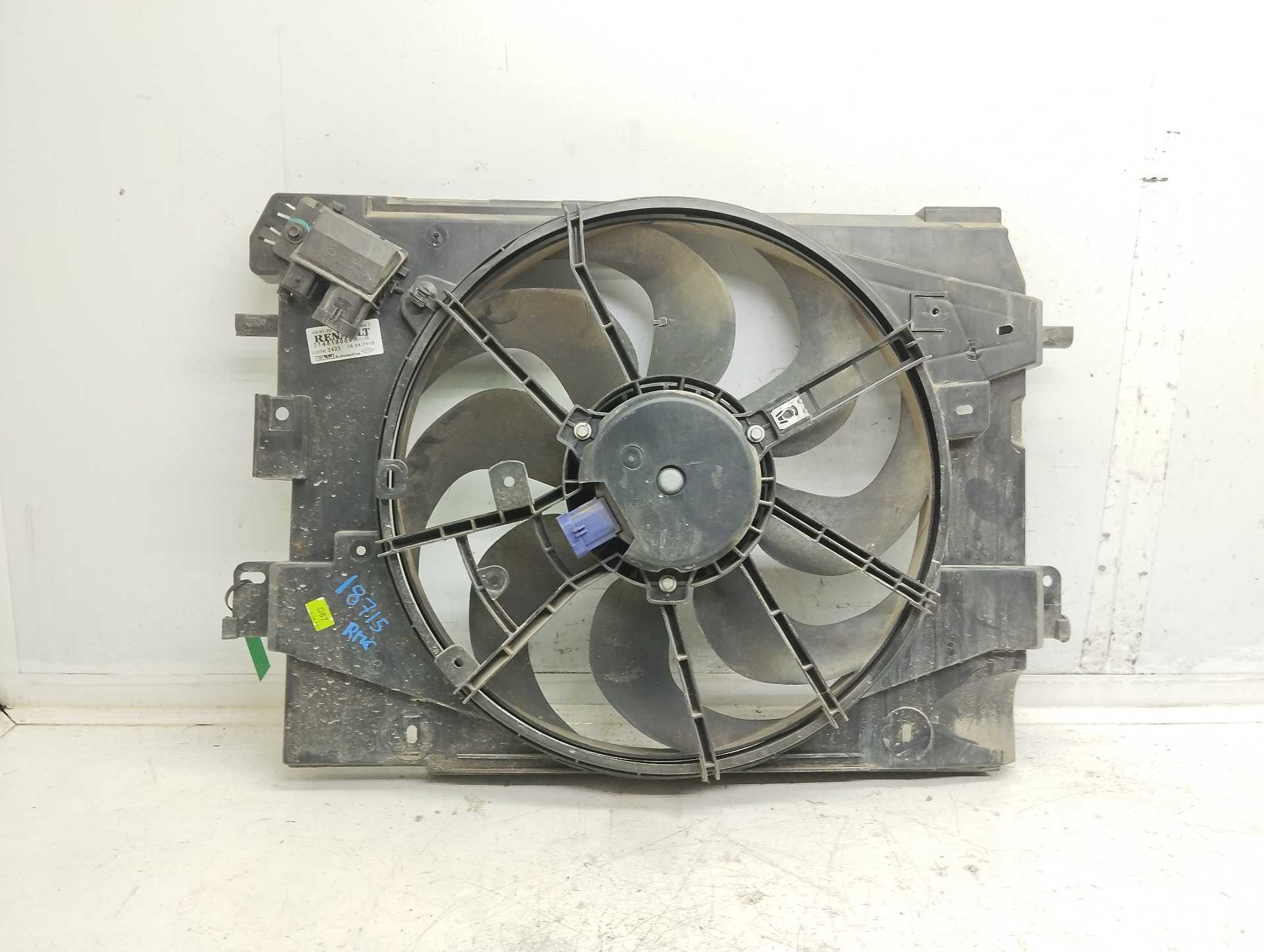 Recambio de electroventilador para renault captur dynamique referencia OEM IAM 214818009R  