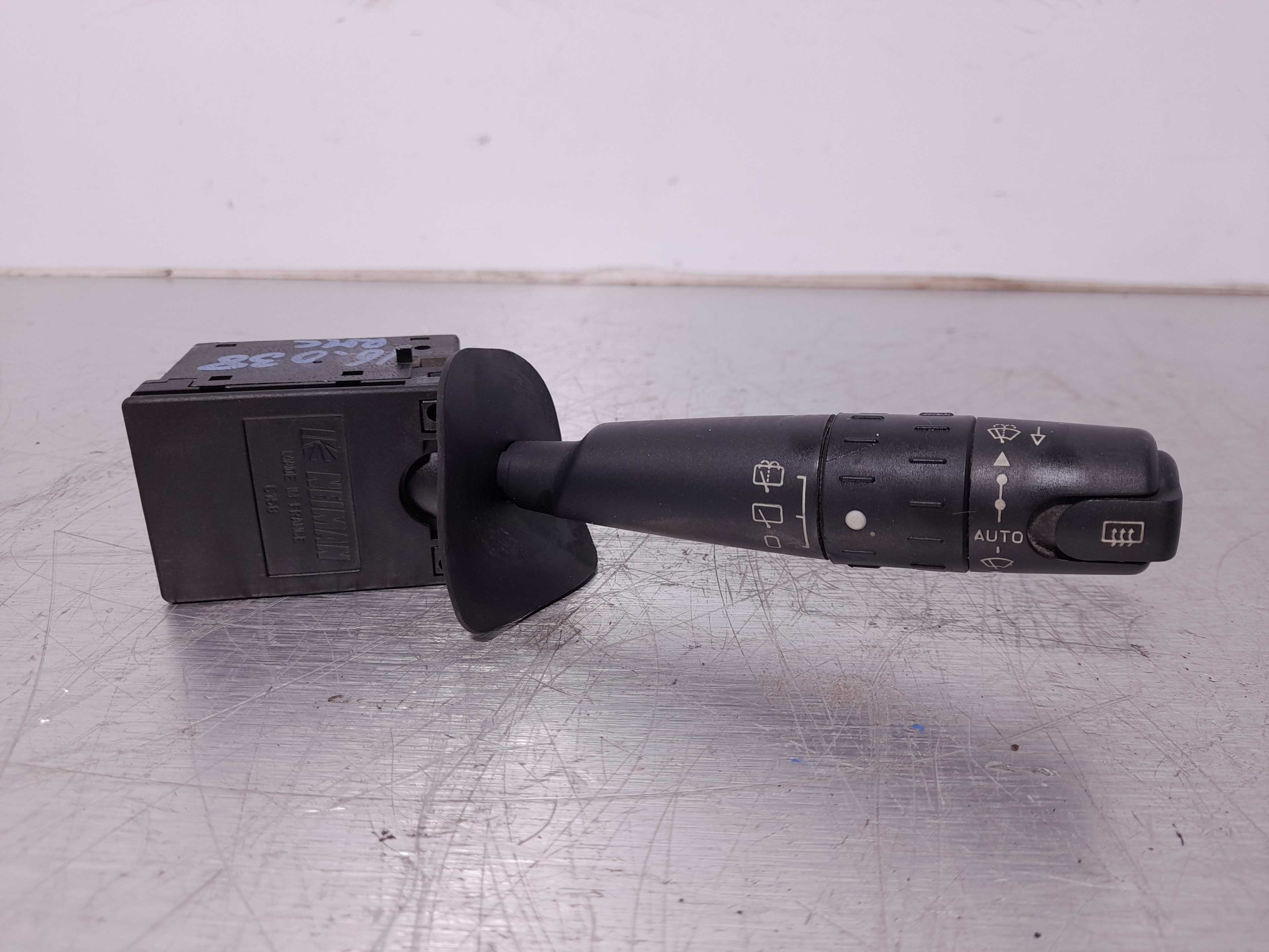 Recambio de mando limpia para citroën xantia berlina 2.0 hdi 90/110 attraction referencia OEM IAM 96247562ZL NEIMAN 