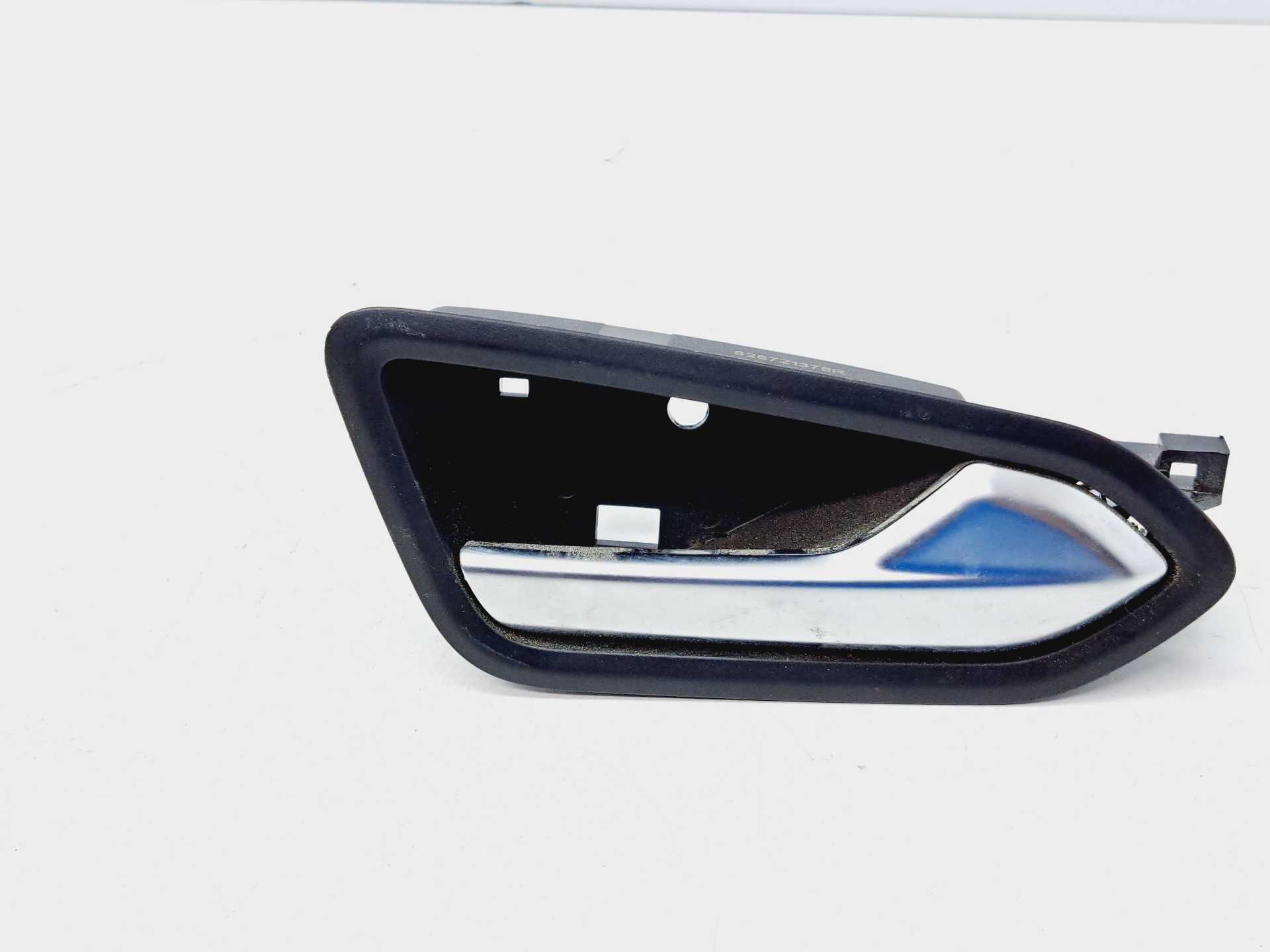 Recambio de maneta interior trasera derecha para renault clio v edition one referencia OEM IAM 826721378R  