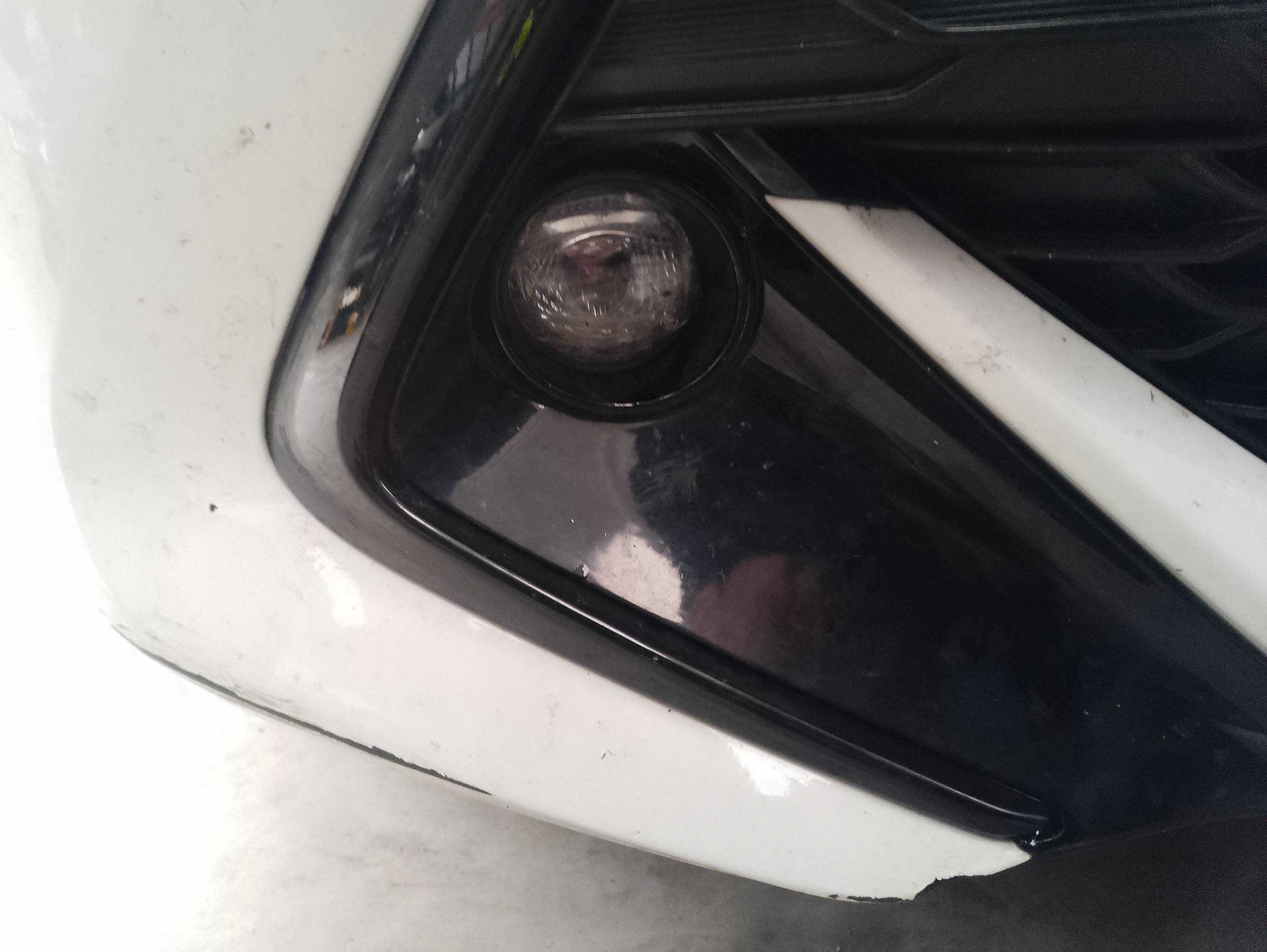 Recambio de faro antiniebla derecho para toyota corolla hybrid (e21) 1.8 referencia OEM IAM   