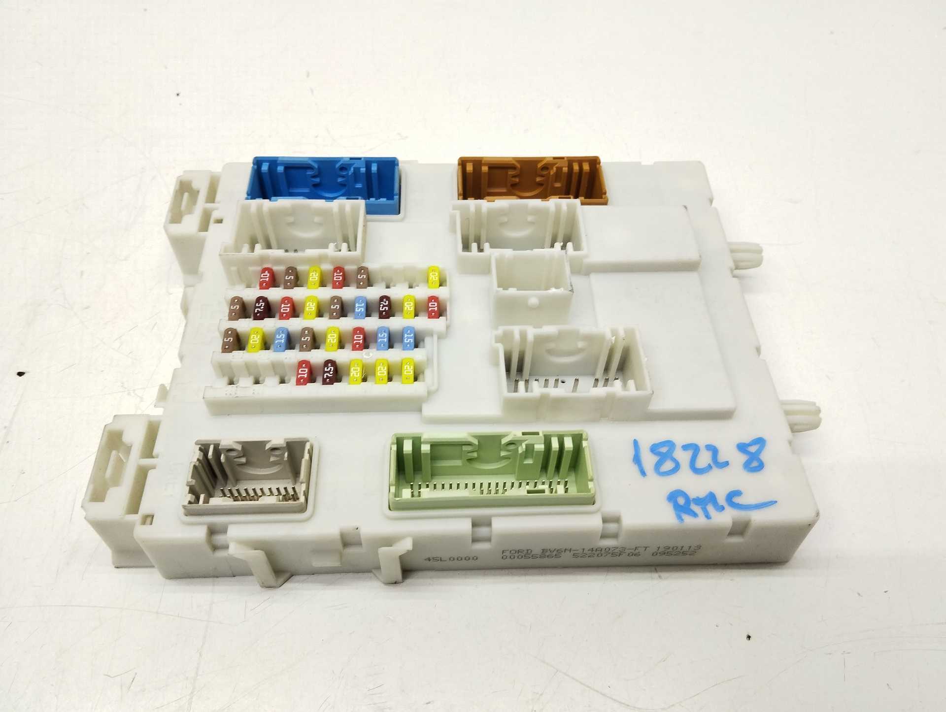 Recambio de caja reles / fusibles para ford grand c-max 1.6 ecoboost cat referencia OEM IAM BV6N14A073  
