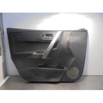 Recambio de guarnecido puerta delantera izquierda para toyota auris hybrid active referencia OEM IAM 6777802280  