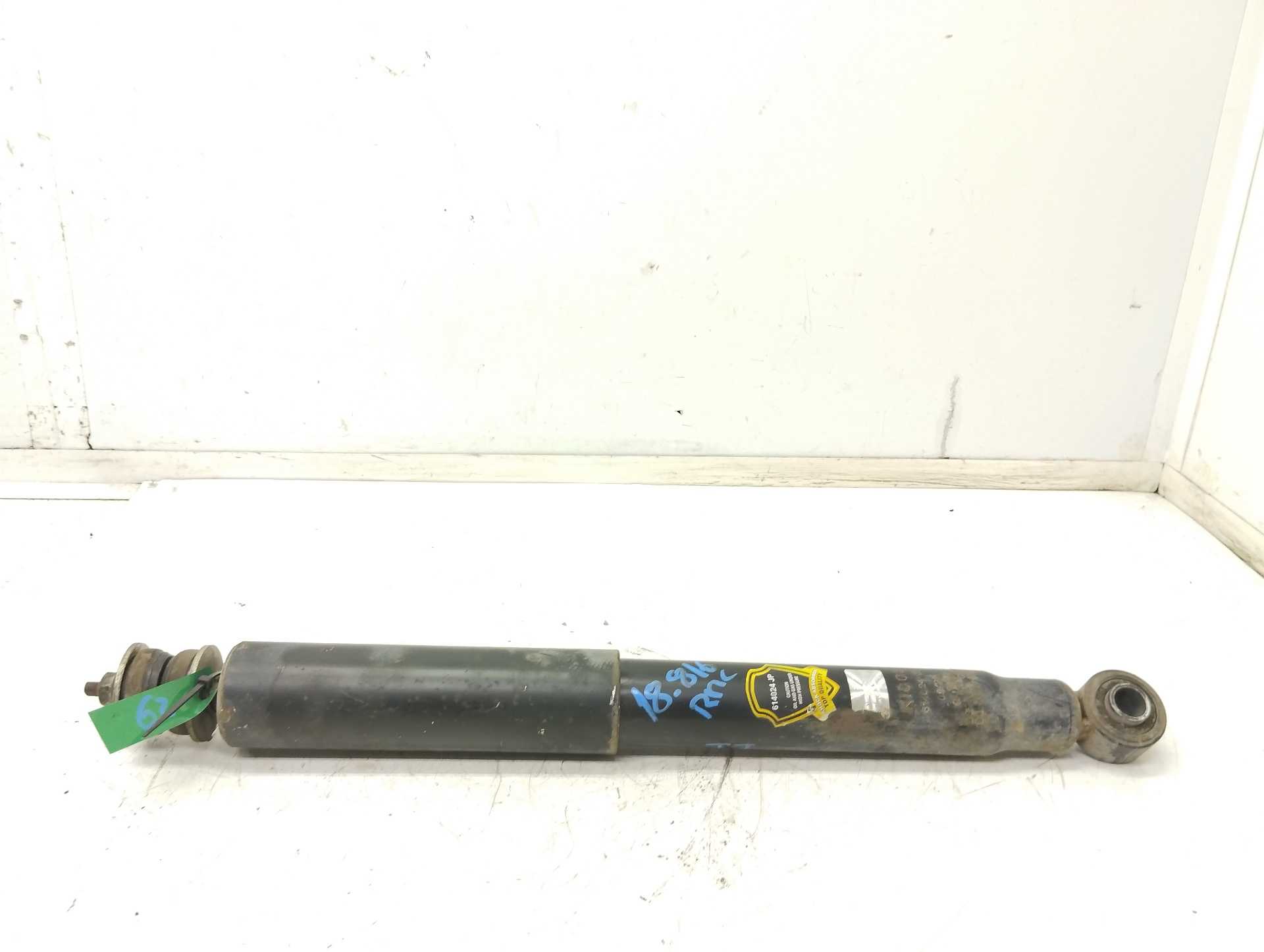 Recambio de amortiguador trasero izquierdo para kia carnival ii 2.9 cdri ex referencia OEM IAM 614024JP  